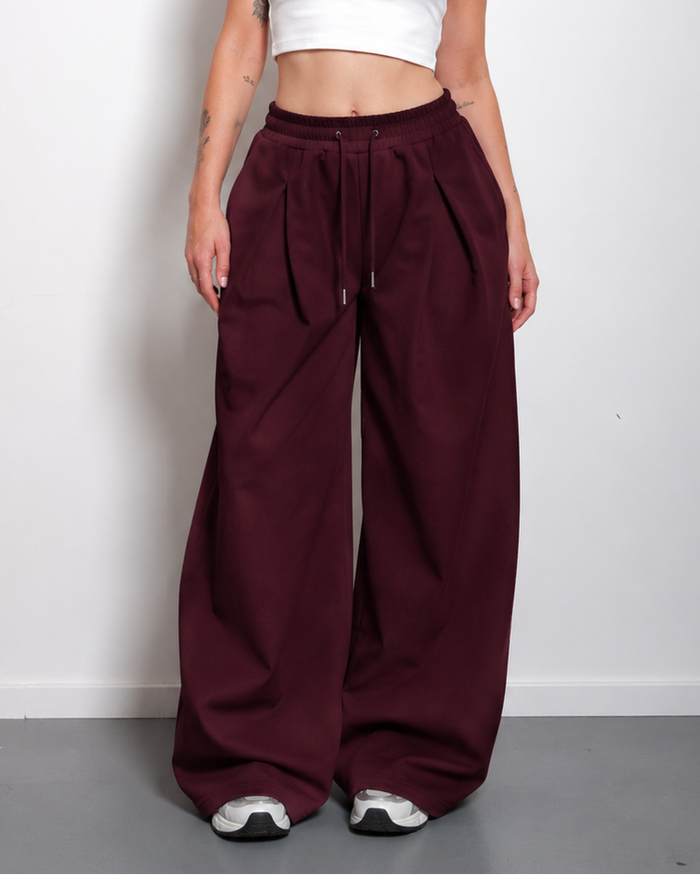 Ultra Stretch Relaxed Barrel Sweatpants Burgundy | SEISHIKI STUDIO