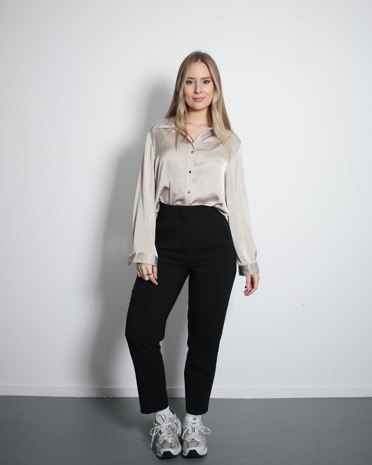 AKU Blouse TAUPE