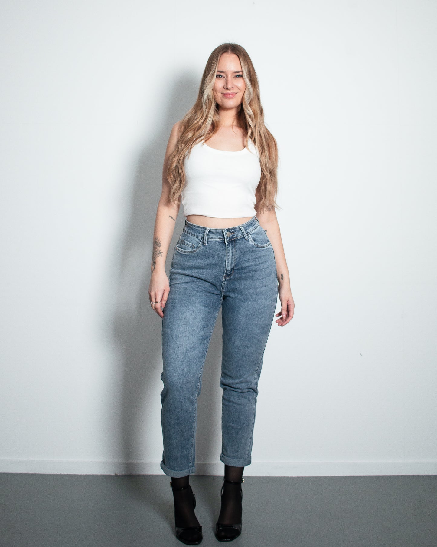 RIBU Ultra High Waist Jeans