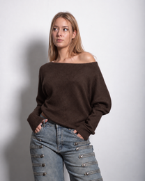 RELAXED FIT WIDE NECK SWEATER BROWN | SEISHIKI STUDIO