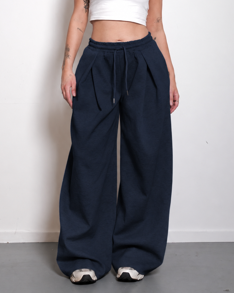 Ultra Stretch Relaxed Barrel Sweatpants Navy | SEISHIKI STUDIO