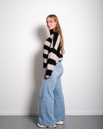 Stretchy High Neck Striped Sweater Black/Beige – SEISHIKI STUDIO