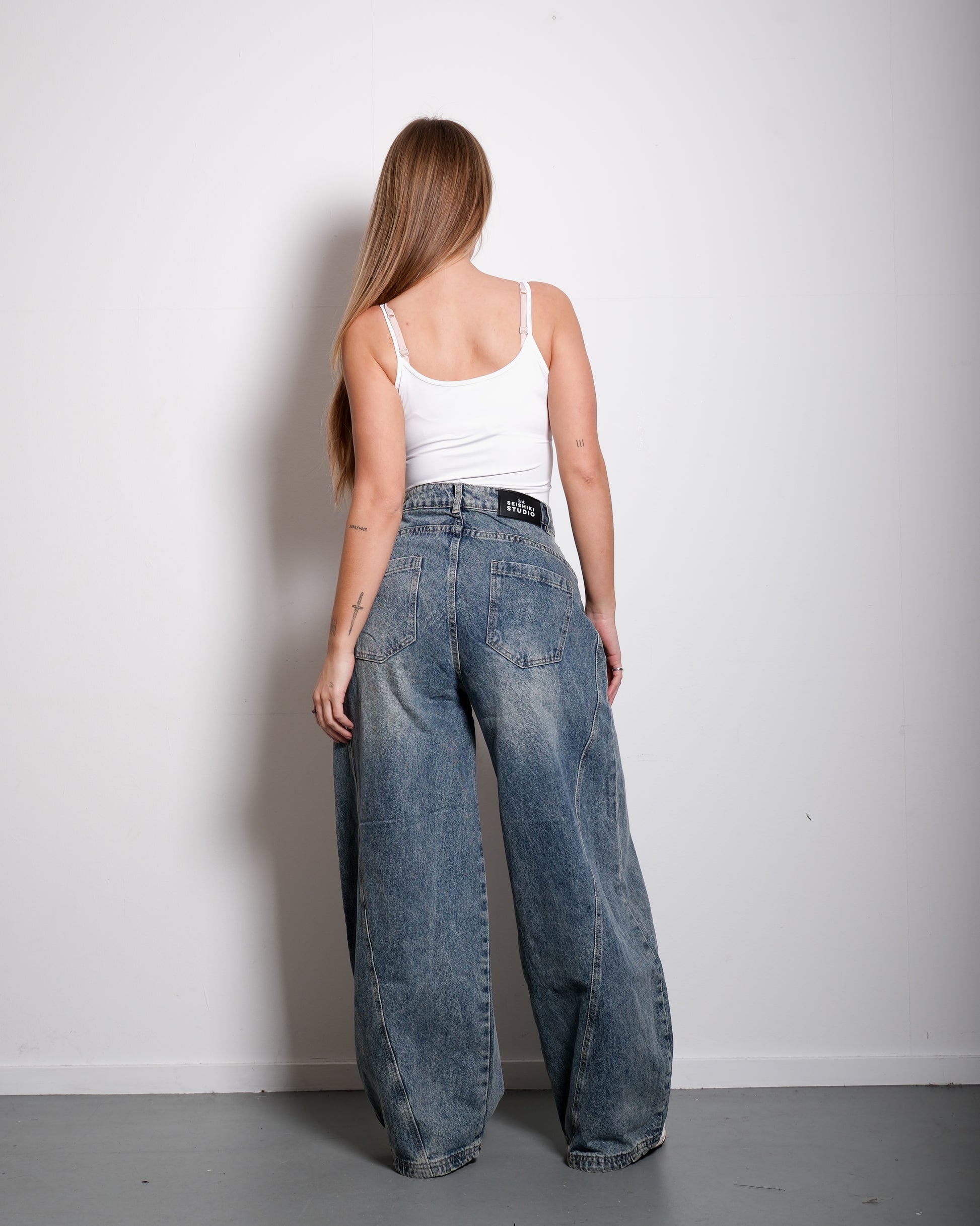 FRONT SEAM ULTRA WIDE LEG BARREL JEANS - INSEAM 78CM - NON STRETCH | SEISHIKI STUDIO