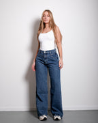 JEANS MET HOGE TAILLE, V-DETAIL EN WIDE LEG ,JEANS WAS - BINNENBEENLENGTE 77 CM - NIET-ELASTISCH