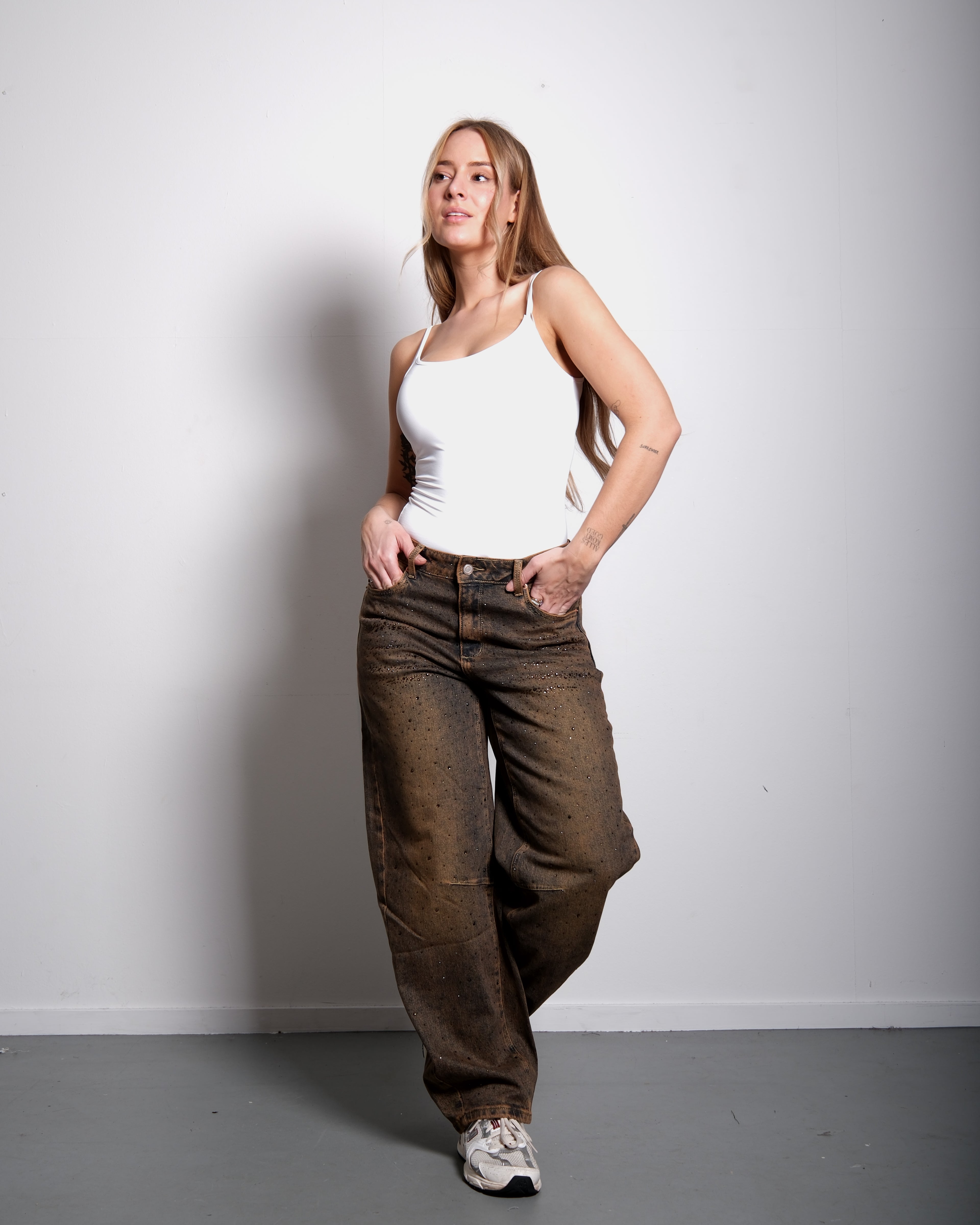 DIRTY WASH SPARKLE BALLOON JEANS - INSEAM 75CM