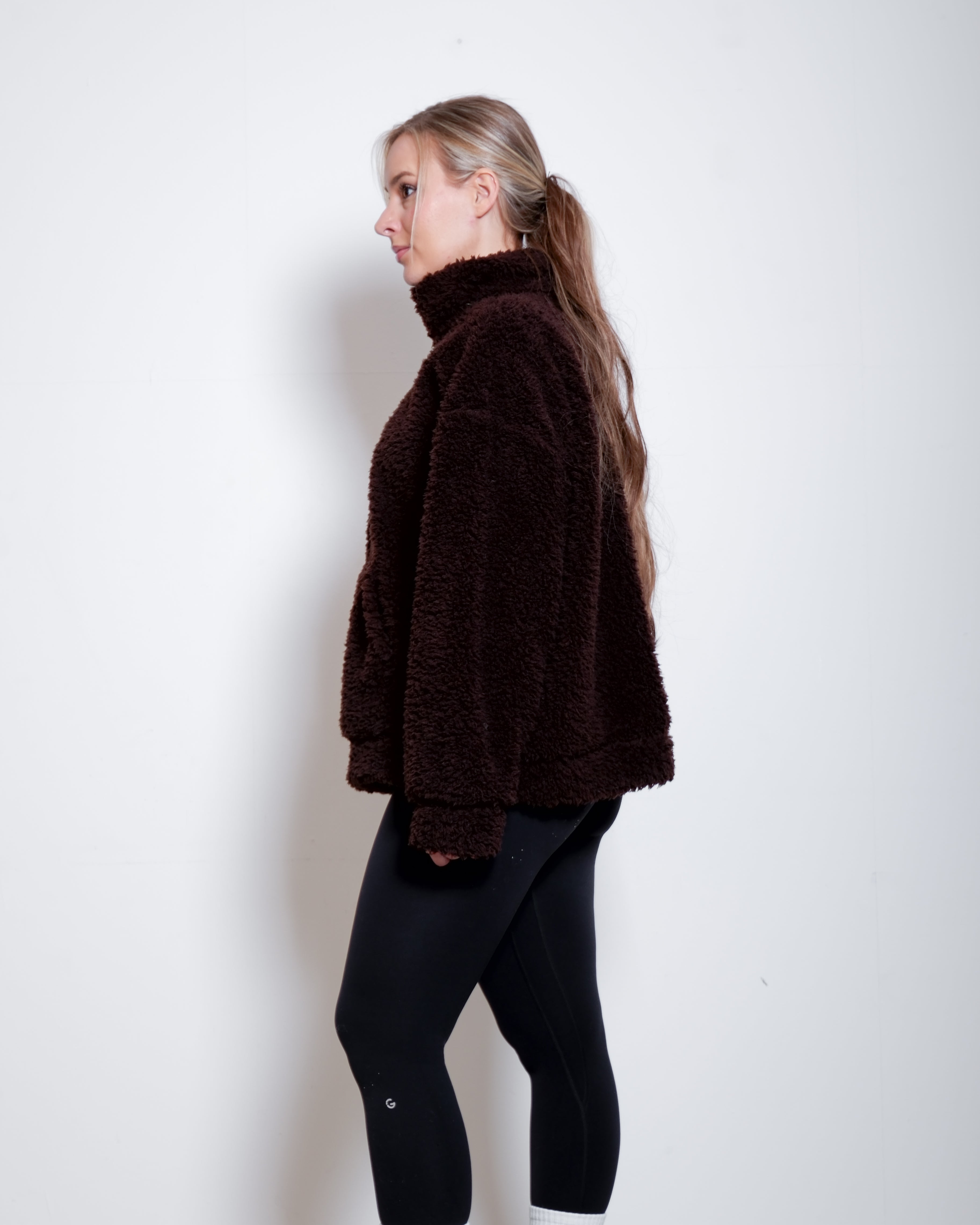 Brown Oversized Teddy Quarter Zip Sweater – Fluffy Cozy Pullover | Seishiki Studio