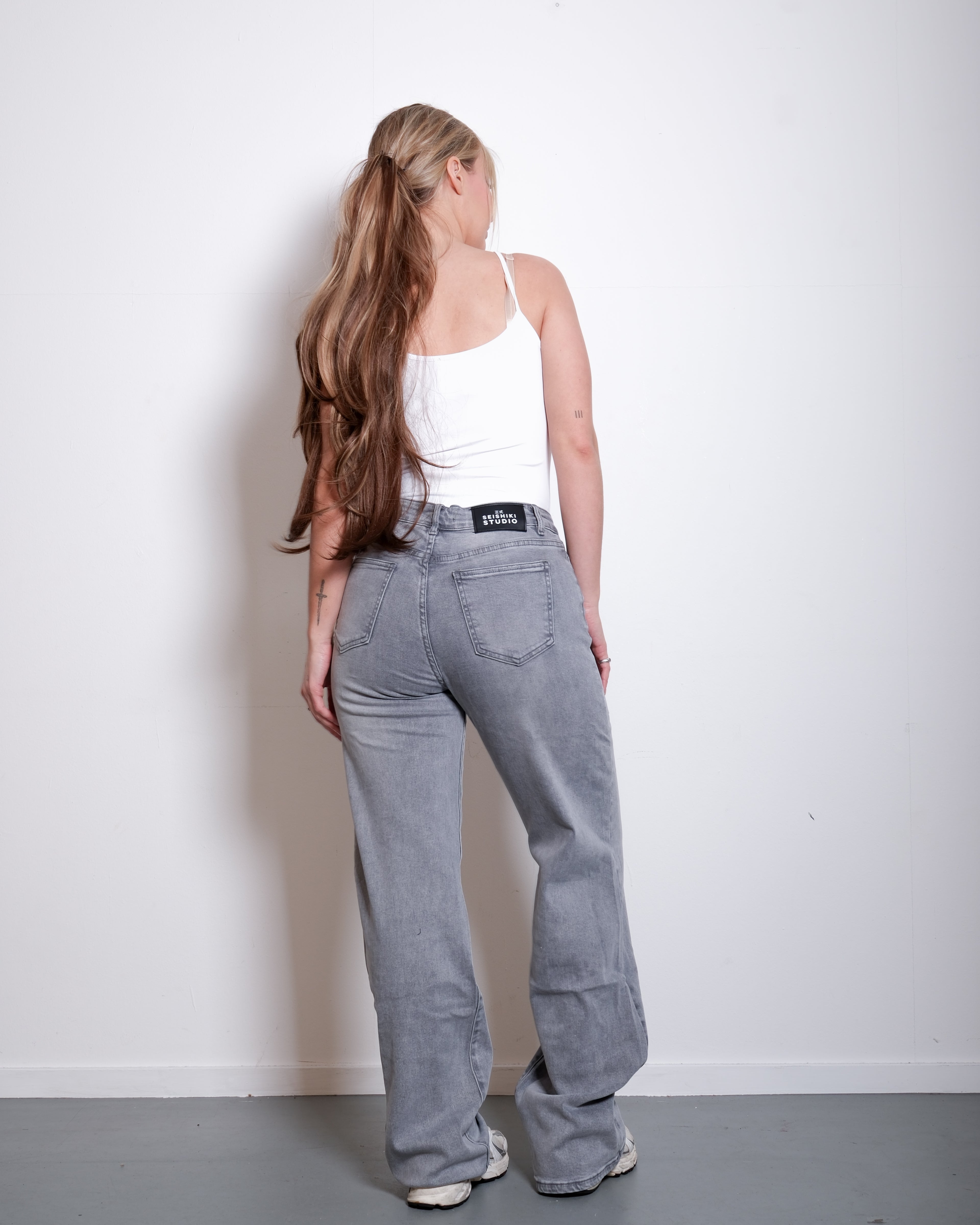 LIGHT GREY WIDE LEG JEANS - INSEAM 86CM