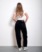 BARREL  JEANS  BARREL SCHWARZEM BARREL  JEANS  INNENBEINLÄNGE 75 CM