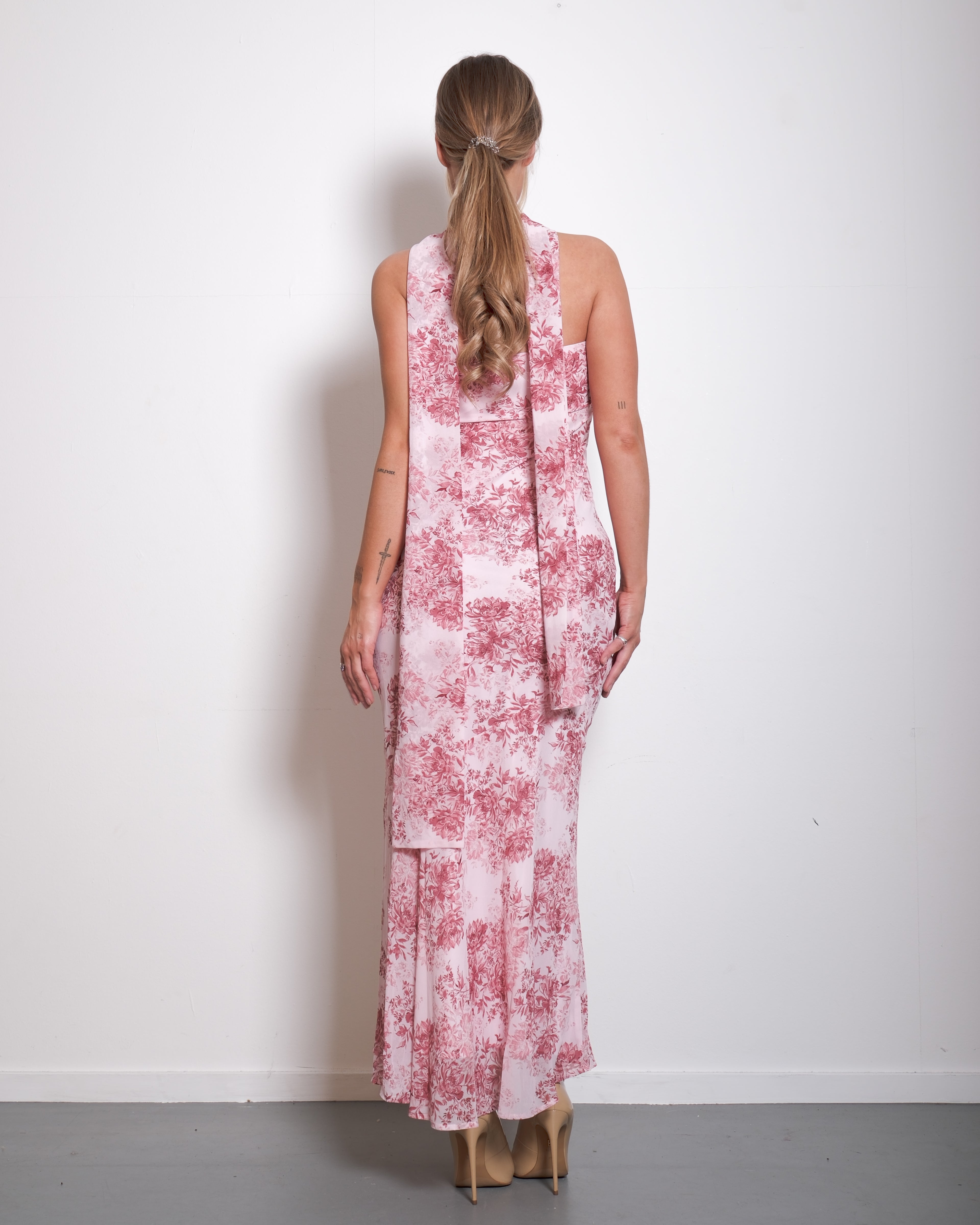 SEISHIKI STUDIO Floral Strapless Chiffon Dress with Scarf Pink