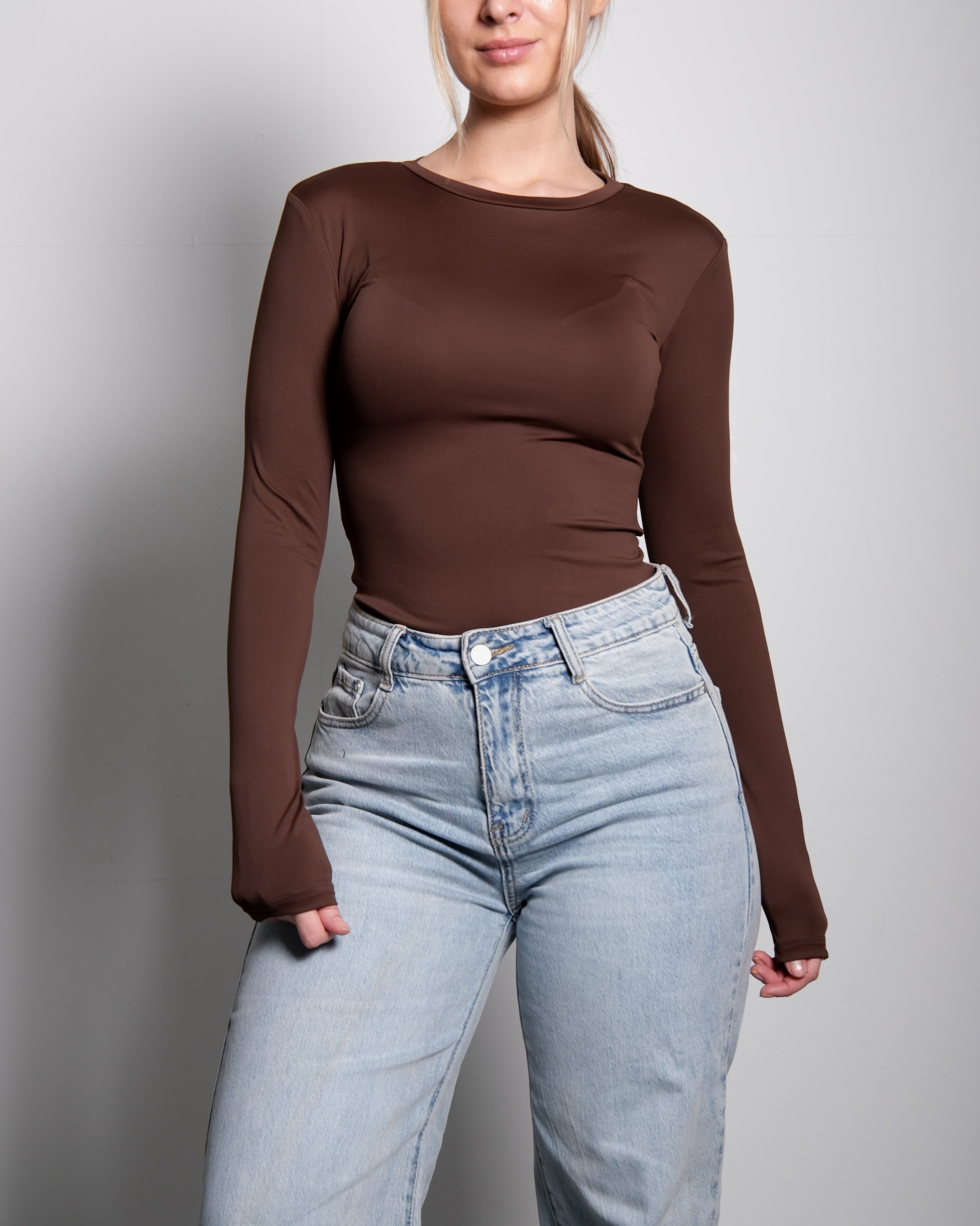 SEISHIKI STUDIO Stretchy topje met lange mouwen, bruin