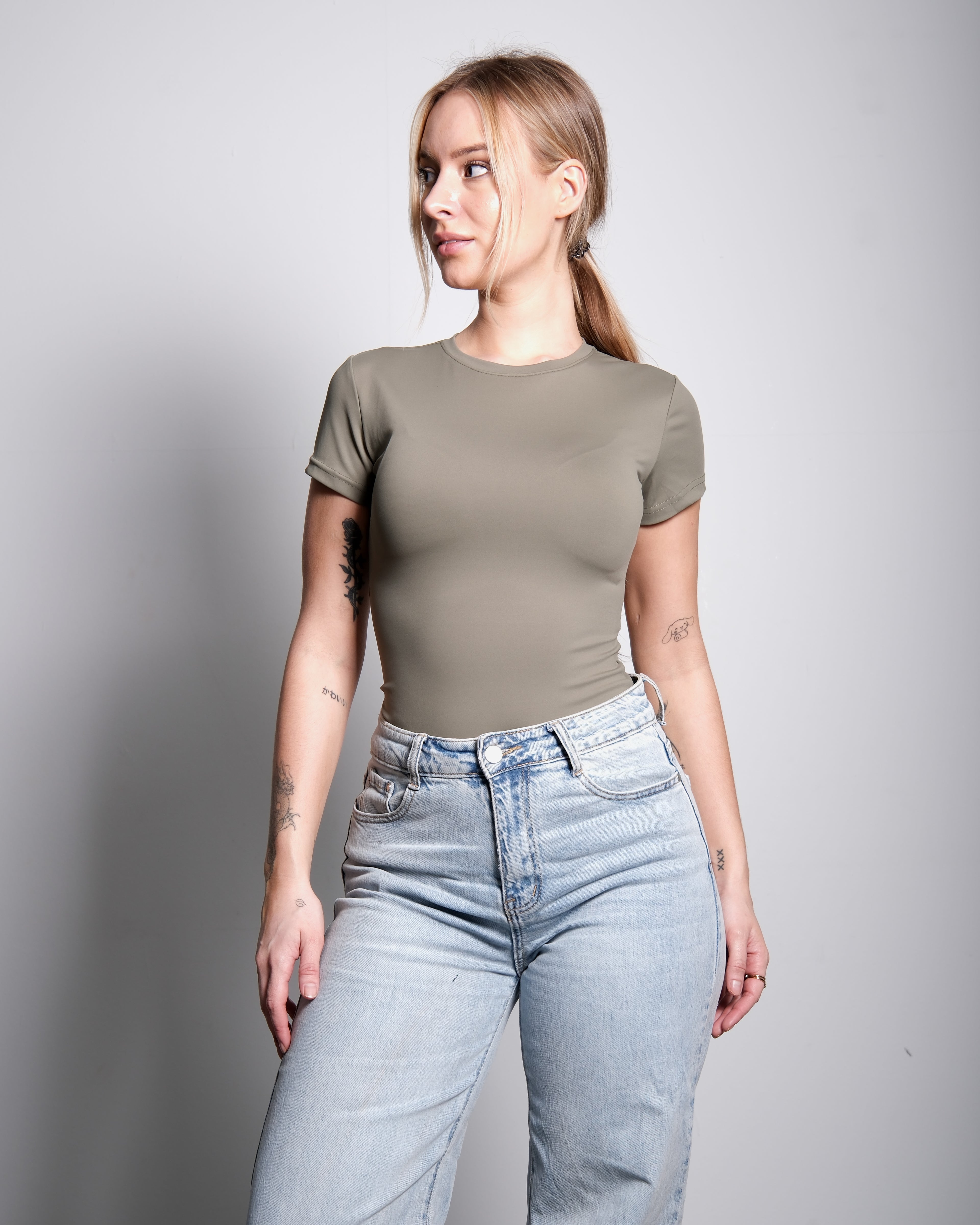 SEISHIKI STUDIO Superelastisch, Stretchy topje met korte mouwen, groen