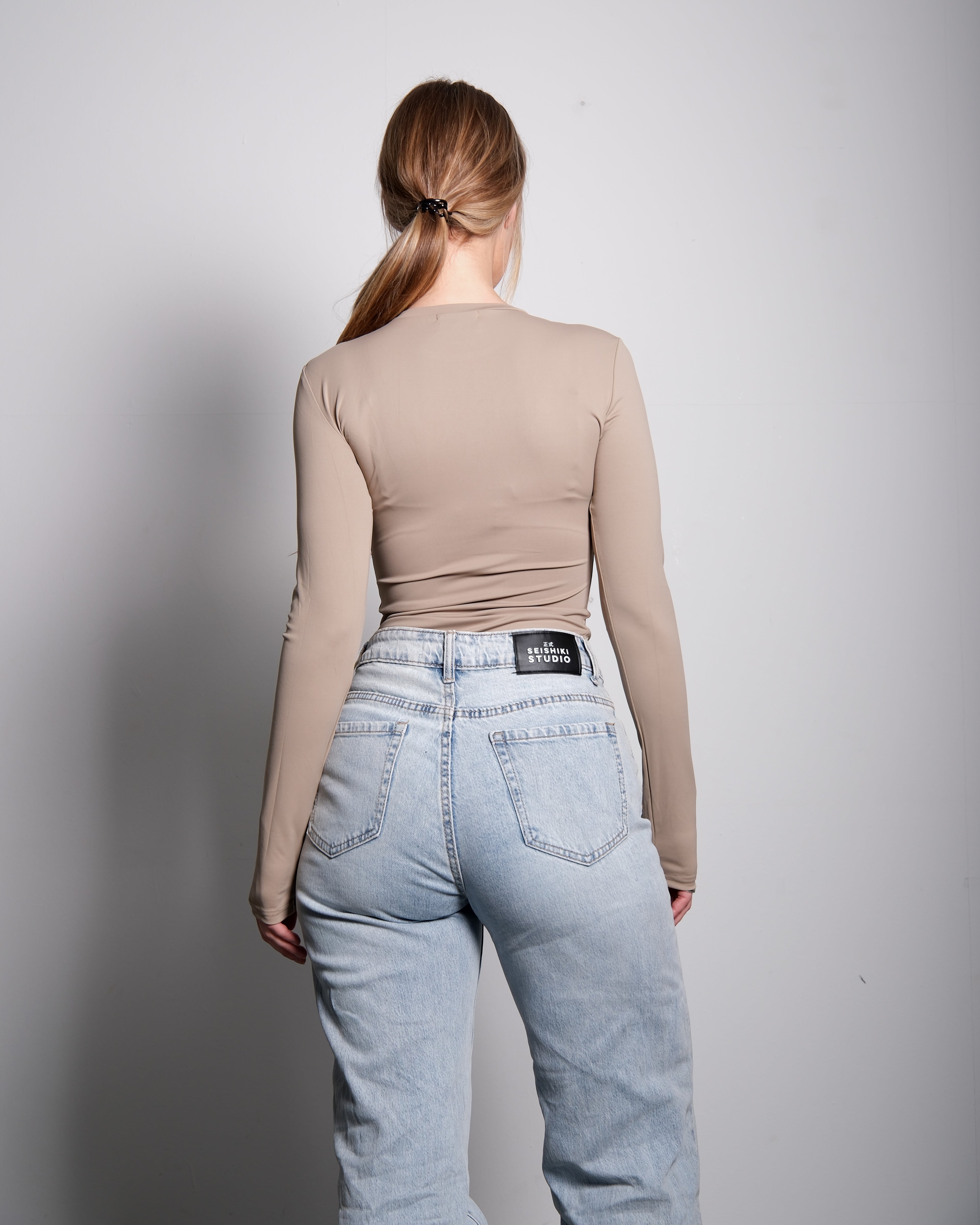 SEISHIKI STUDIO Super Stretchy topje met lange mouwen, beige