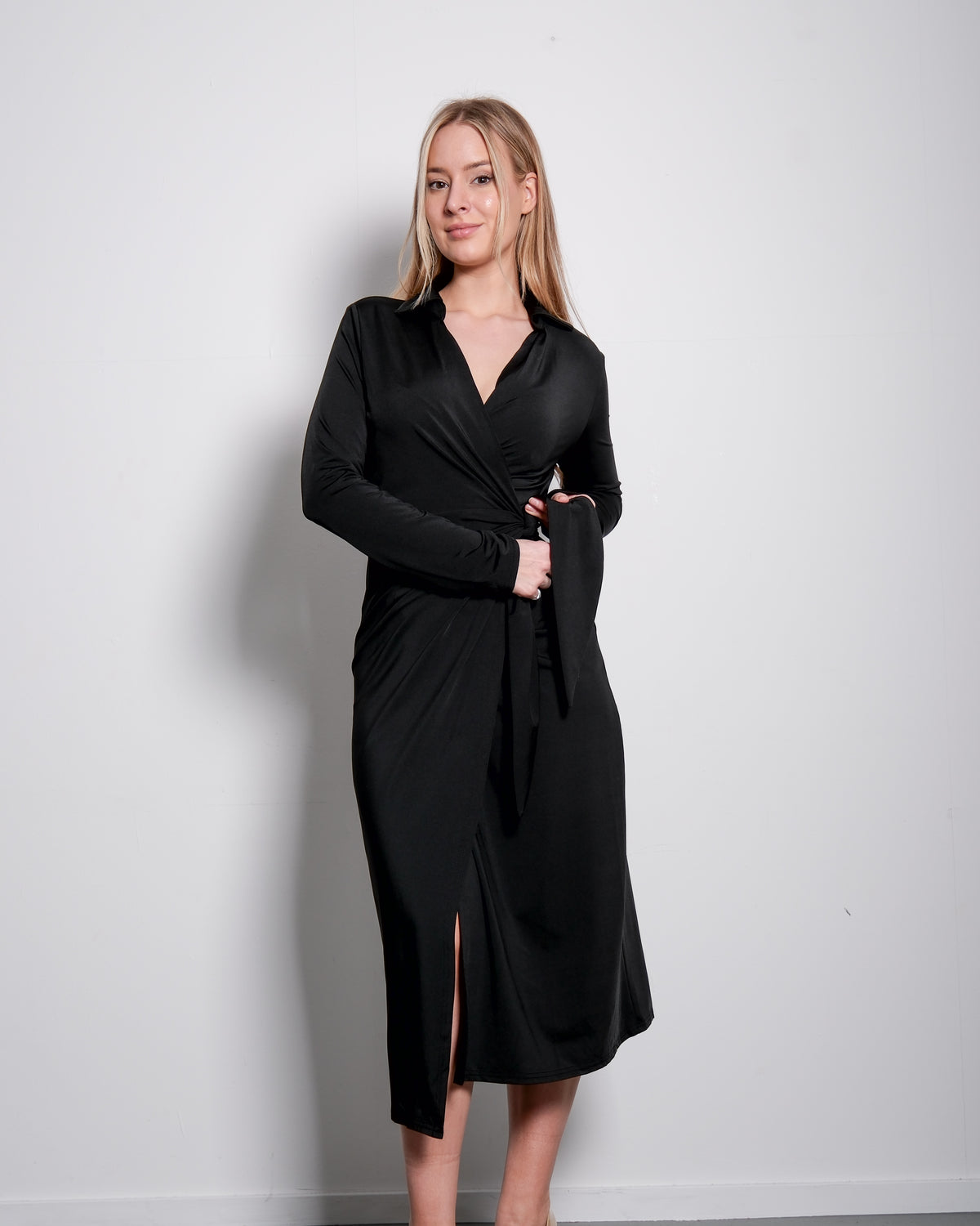 Super Stretchy Wrap Dress, Front Tie, Collared Wrap Dress – SEISHIKI STUDIO