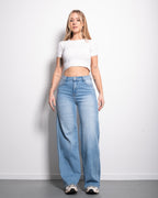 JEANS  mit mittlerer Leibhöhe, heller Waschung und WIDE LEG JEANS  Schrittlänge 79 cm
