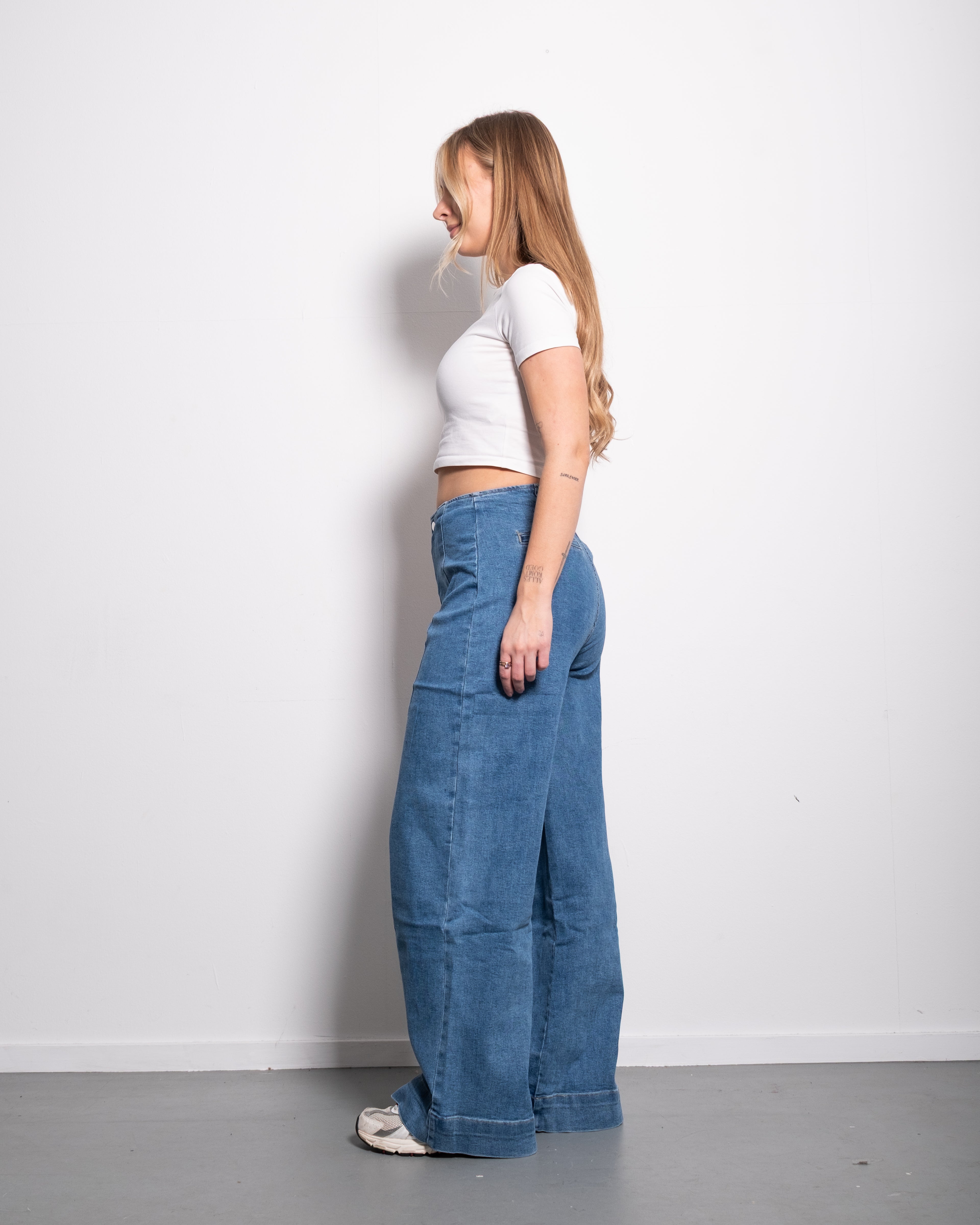 Denim broek met medium wassing - binnenbeenlengte 82 cm
