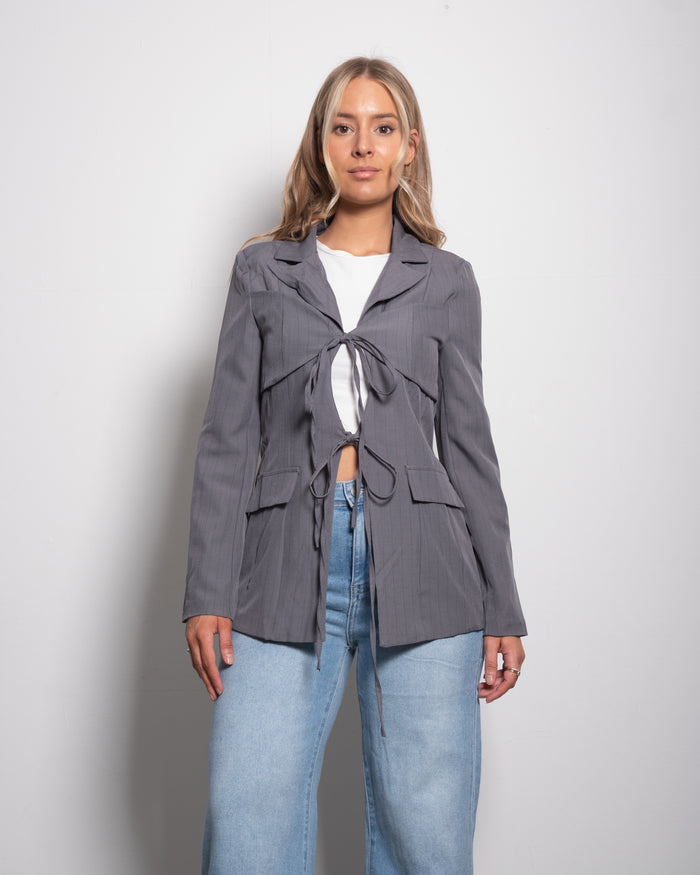 SEISHIKI STUDIO Tie Front Blazer Grey