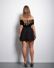SEISHIKI STUDIO Off-Shoulder Mini Dress – Stretchy Bodice &amp; Flowy Skirt