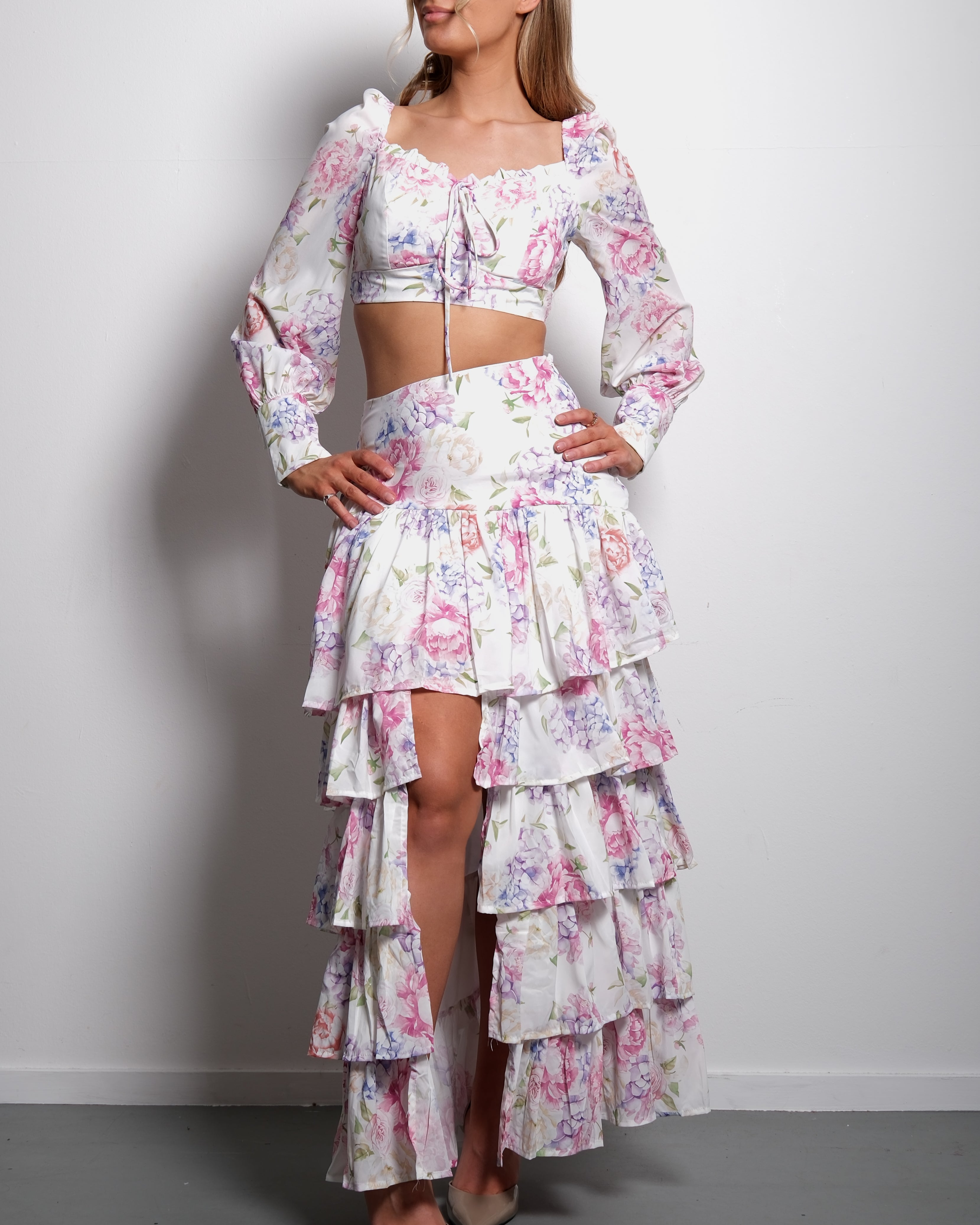 SEISHIKI STUDIO Set met ruches – Top met pofmouwen en zwierige minirok, roze