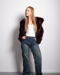 FLUFFY short faux fur jacket with hood wine | SEISHIKI STUDIO