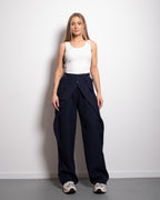 SEISHIKI STUDIO stretchy back pleated front button striped pants dark blue