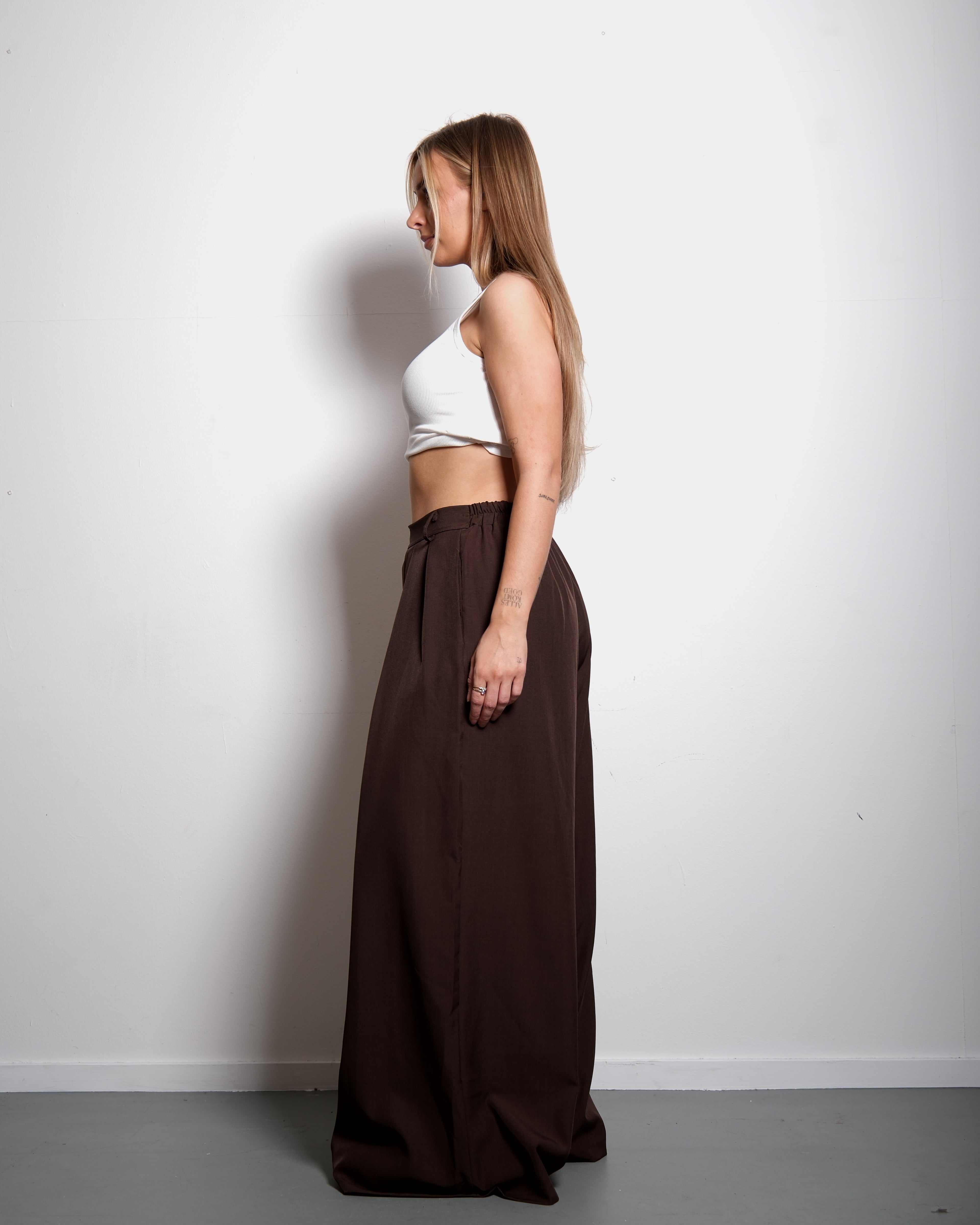 Ultra wide leg pants brown