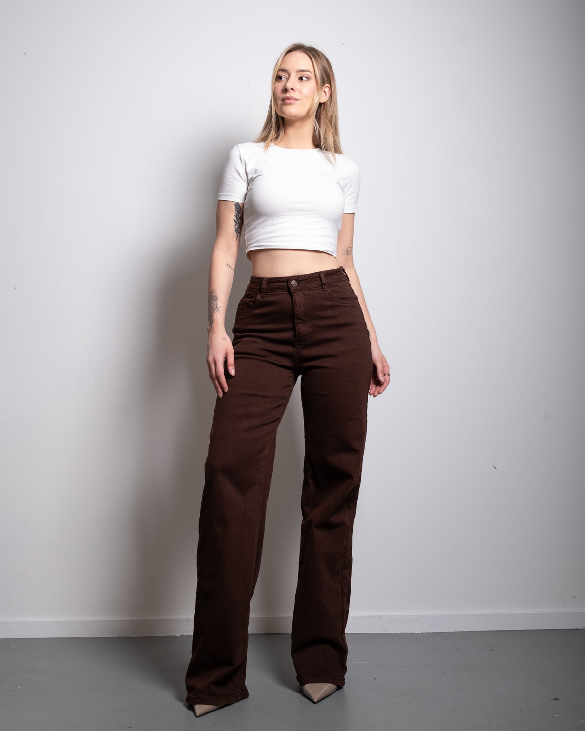 Stretchy Brown Wide Leg Jeans, curvy fit, 85 cm inseam, tall – SEISHIKI STUDIO