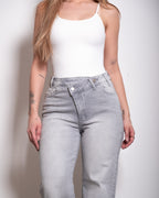 GREY WIDE LEG JEANS WITH SLANTED BUTTON - INSEAM 76CM