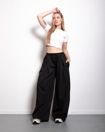 ULTRA STRETCH SEISHIKI STUDIO Relaxed Barrel Sweatpants BLACK | SEISHIKI STUDIO