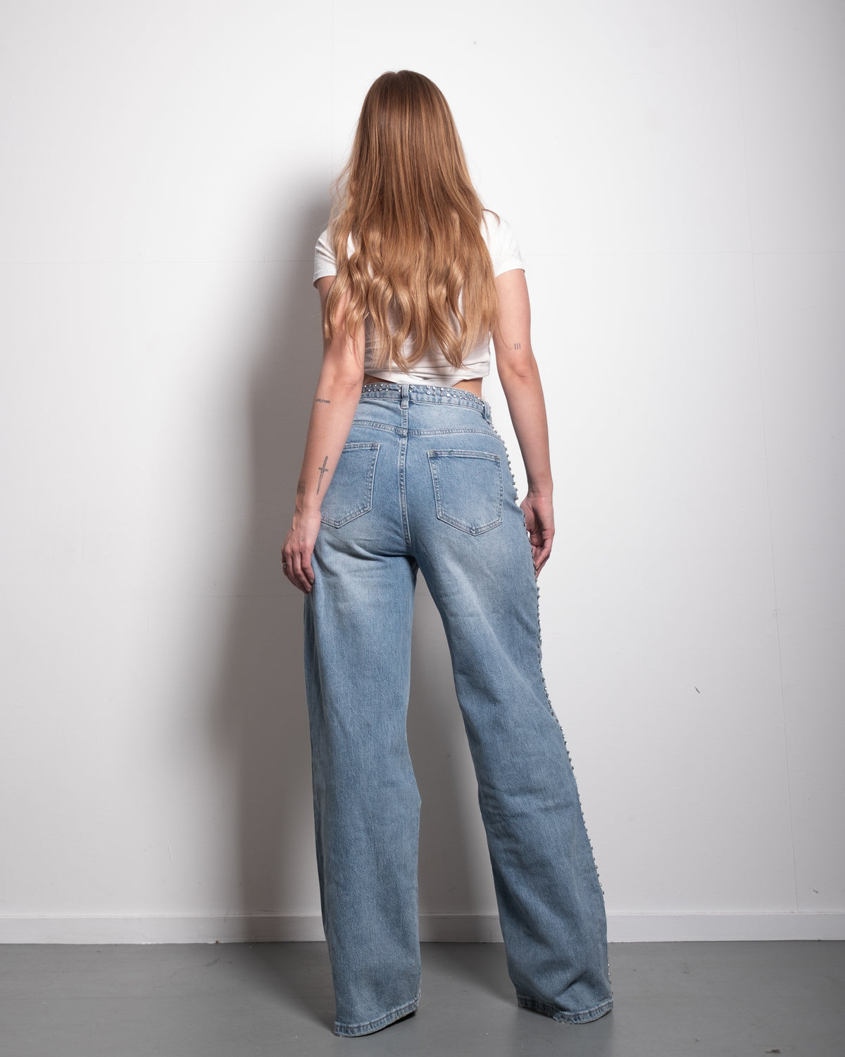 INSEAM 82CM - NON STRETCH - SIDE EMBELLISHED LIGHT WASH WIDE LEG JEANS | SEISHIKI STUDIO