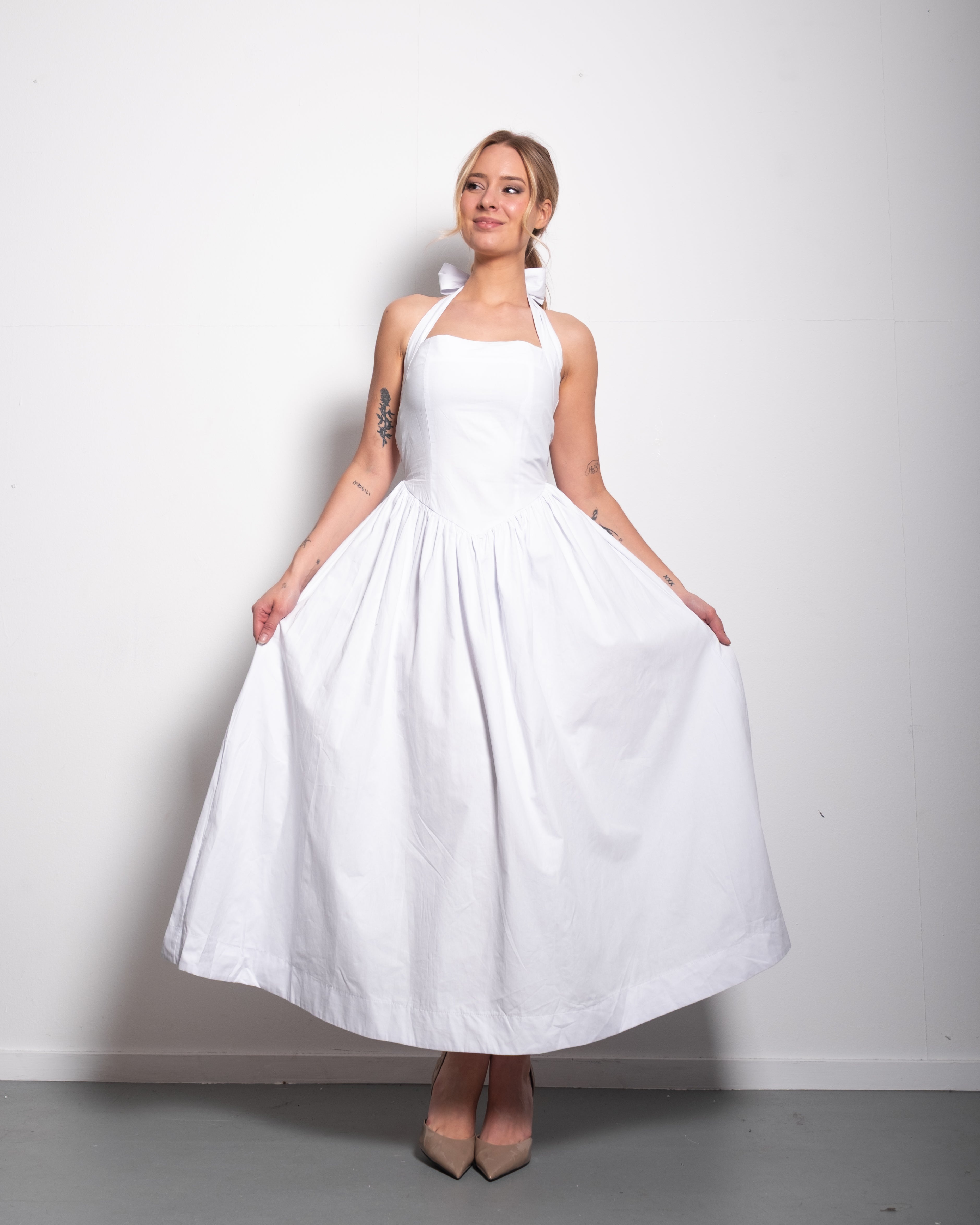 Halter neck bow dress white