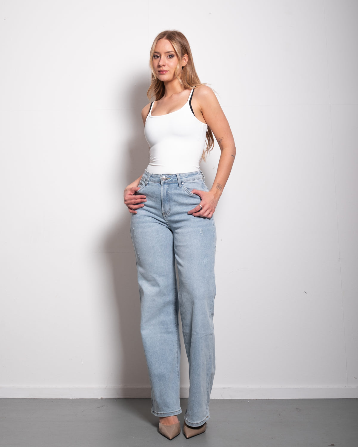 TALL - INSEAM 86CM - STRETCHY LIGHT WASH Wide Leg JEANS WITH HEART SHAPED SEAMS | SEISHIKI STUDIO