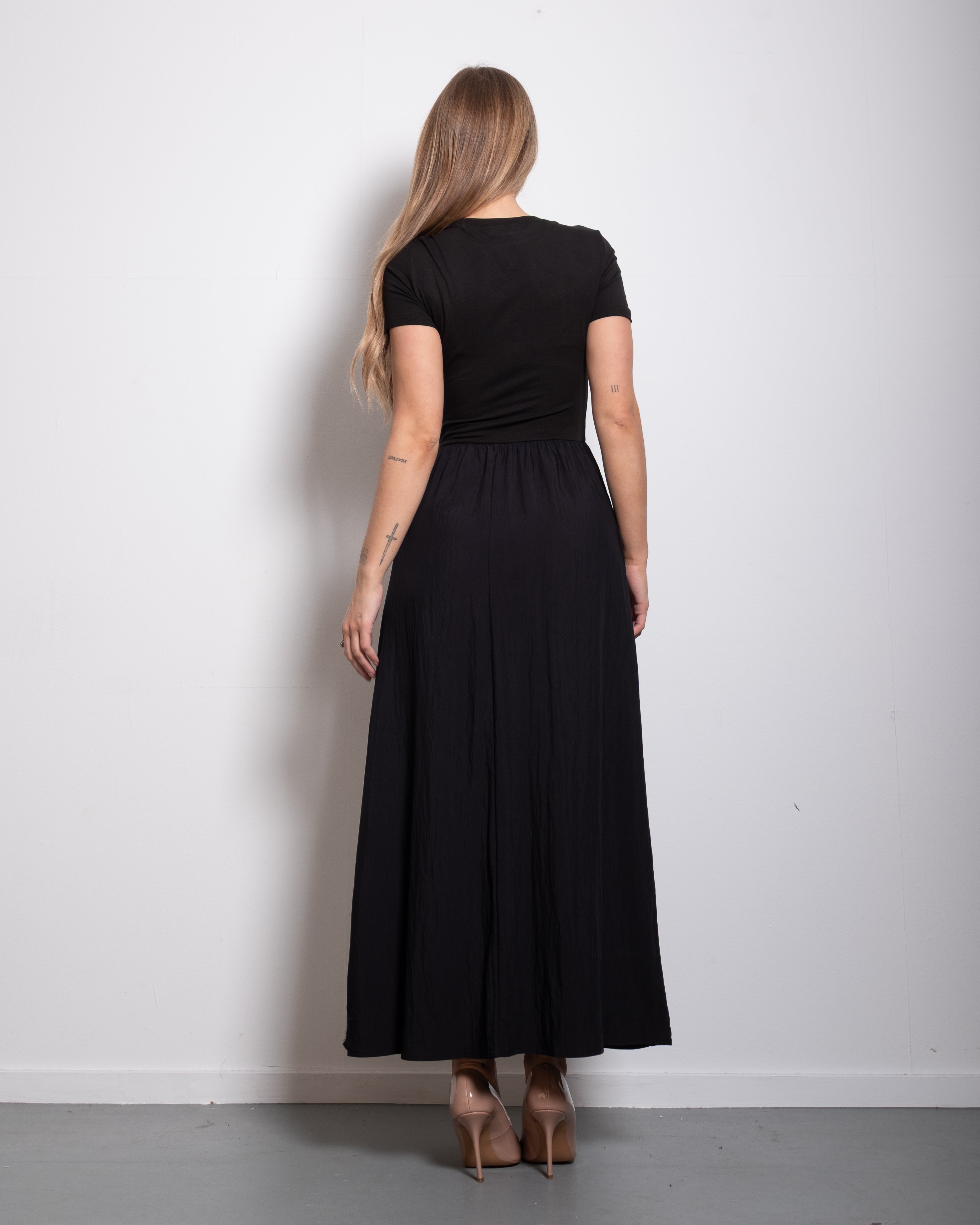 ultra stretchy shortsleeve basic dress black