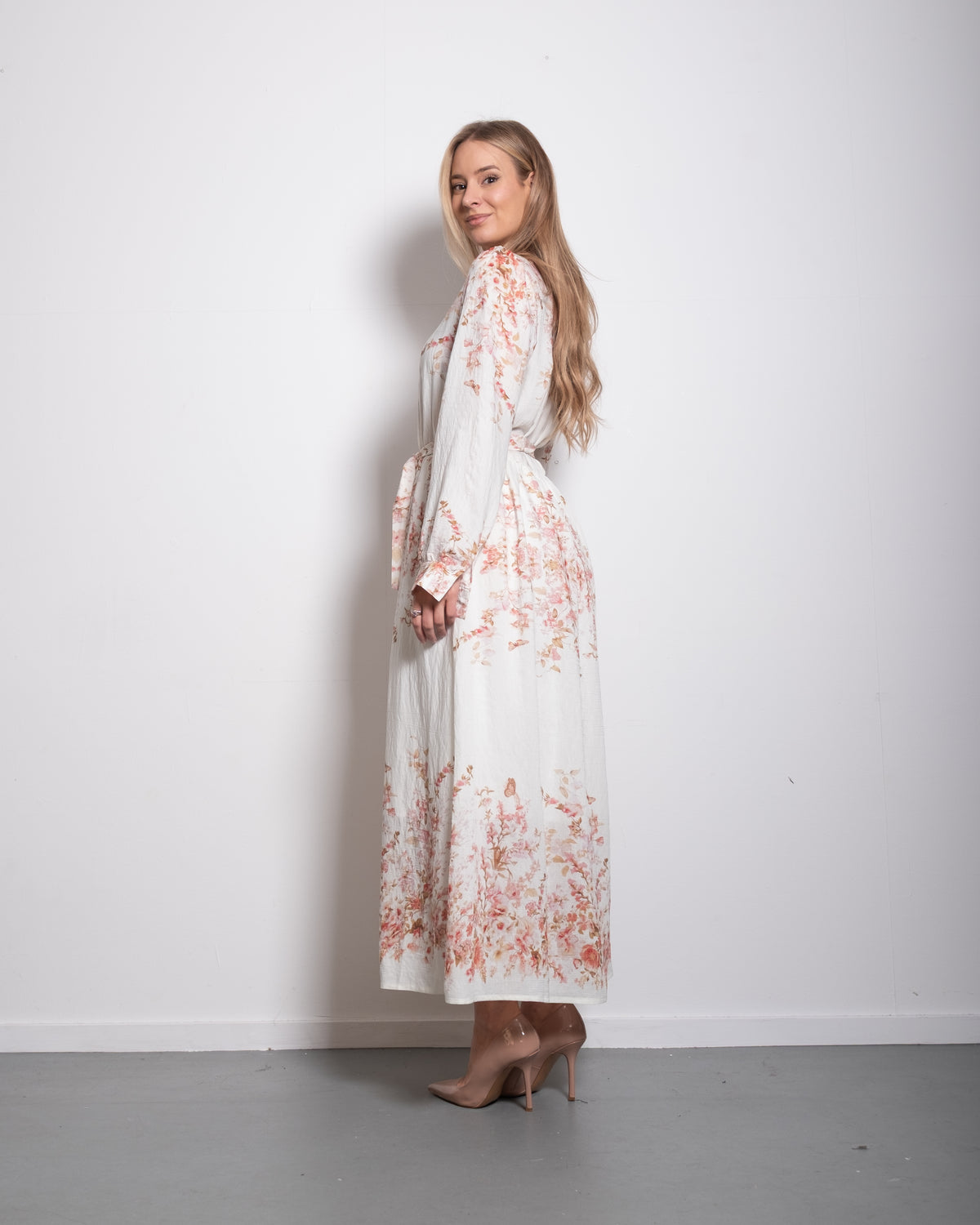 longsleeve bloused floral dress pastel pink | SEISHIKI STUDIO