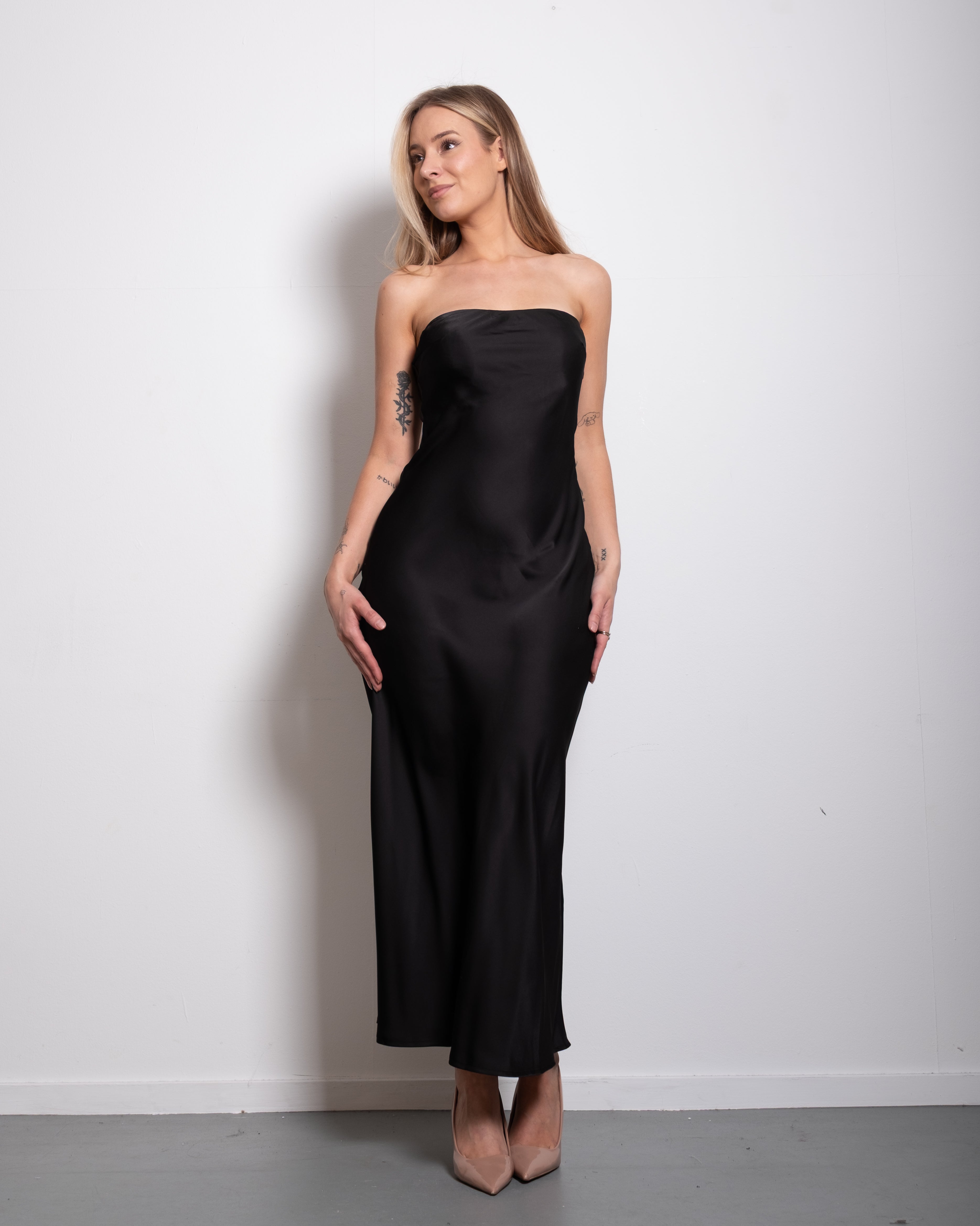 strapless silky dress black