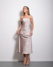 strapless silky dress beige | SEISHIKI STUDIO