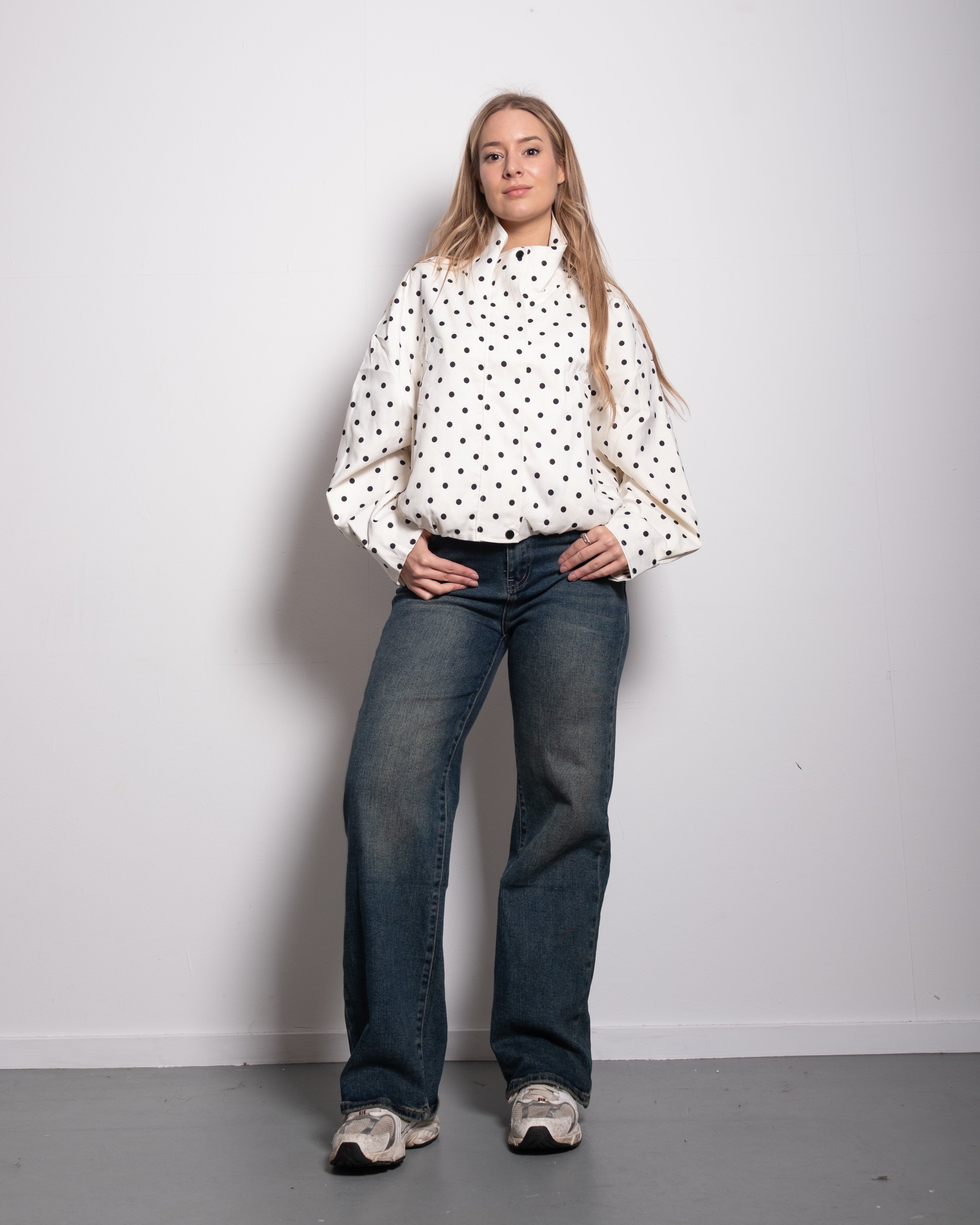 polkadot high neck windbreaker jacket white