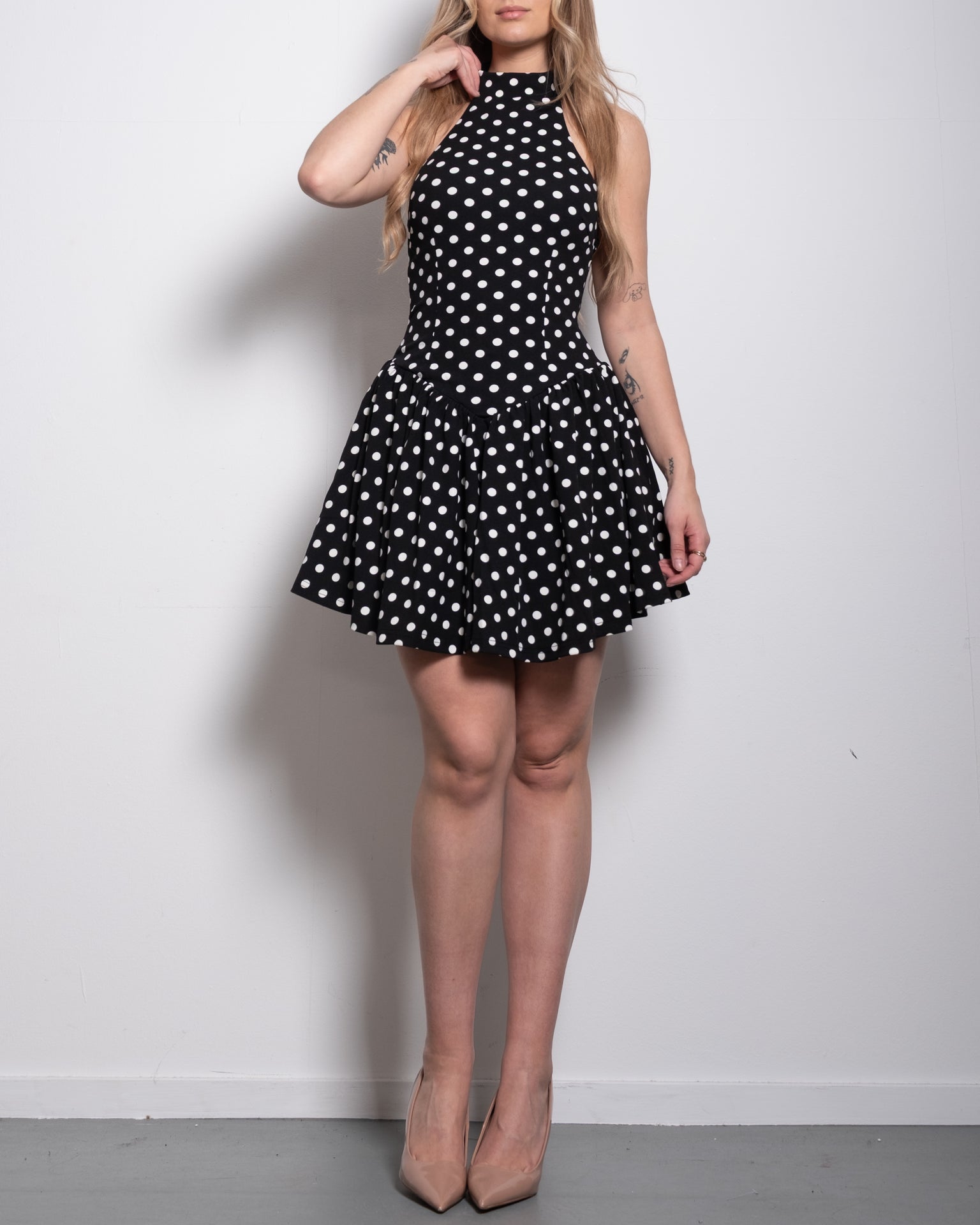 halter neck puffy skirt polkadot dress | SEISHIKI STUDIO