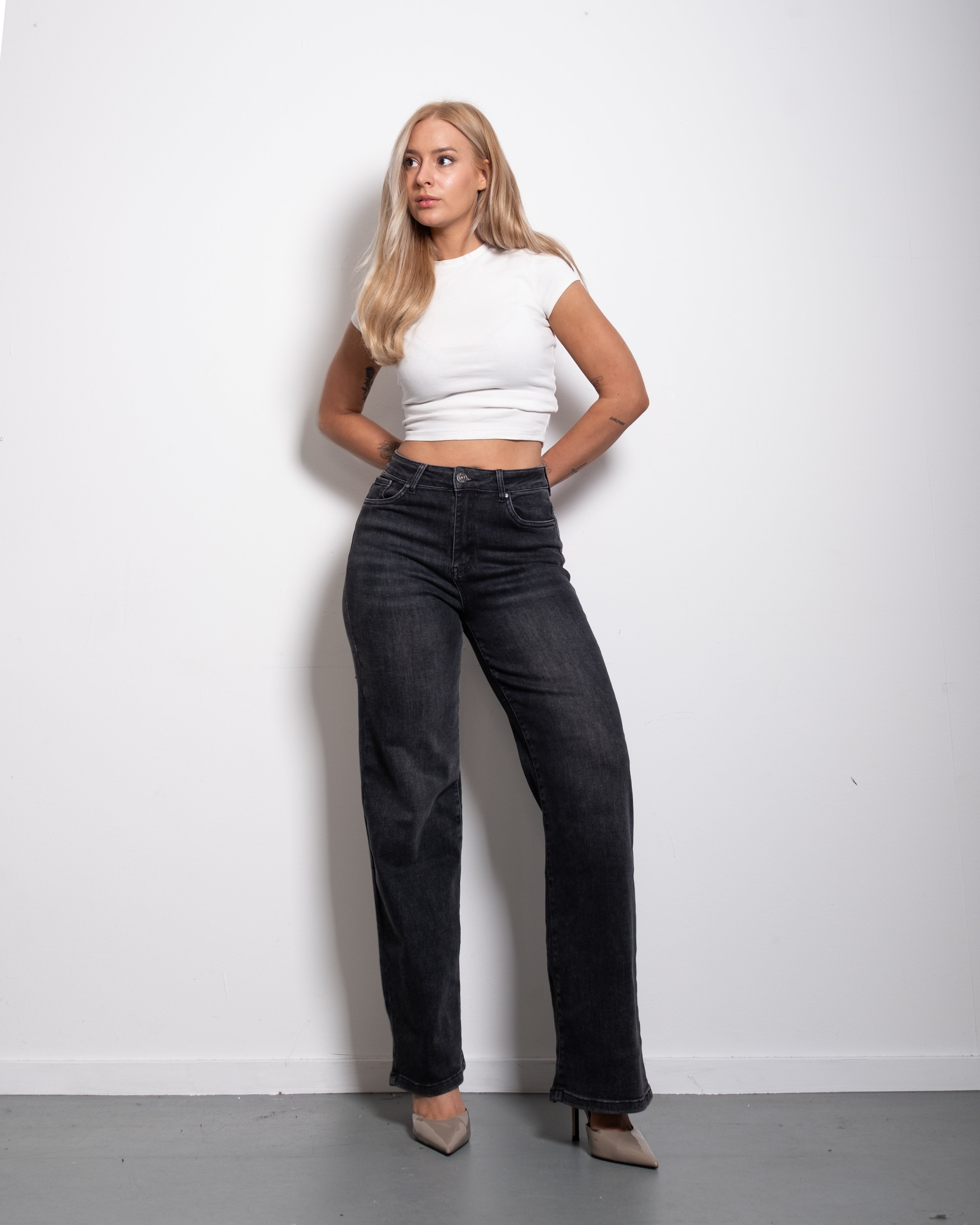 HADAKA Wide Leg Jeans - INSEAM 77CM