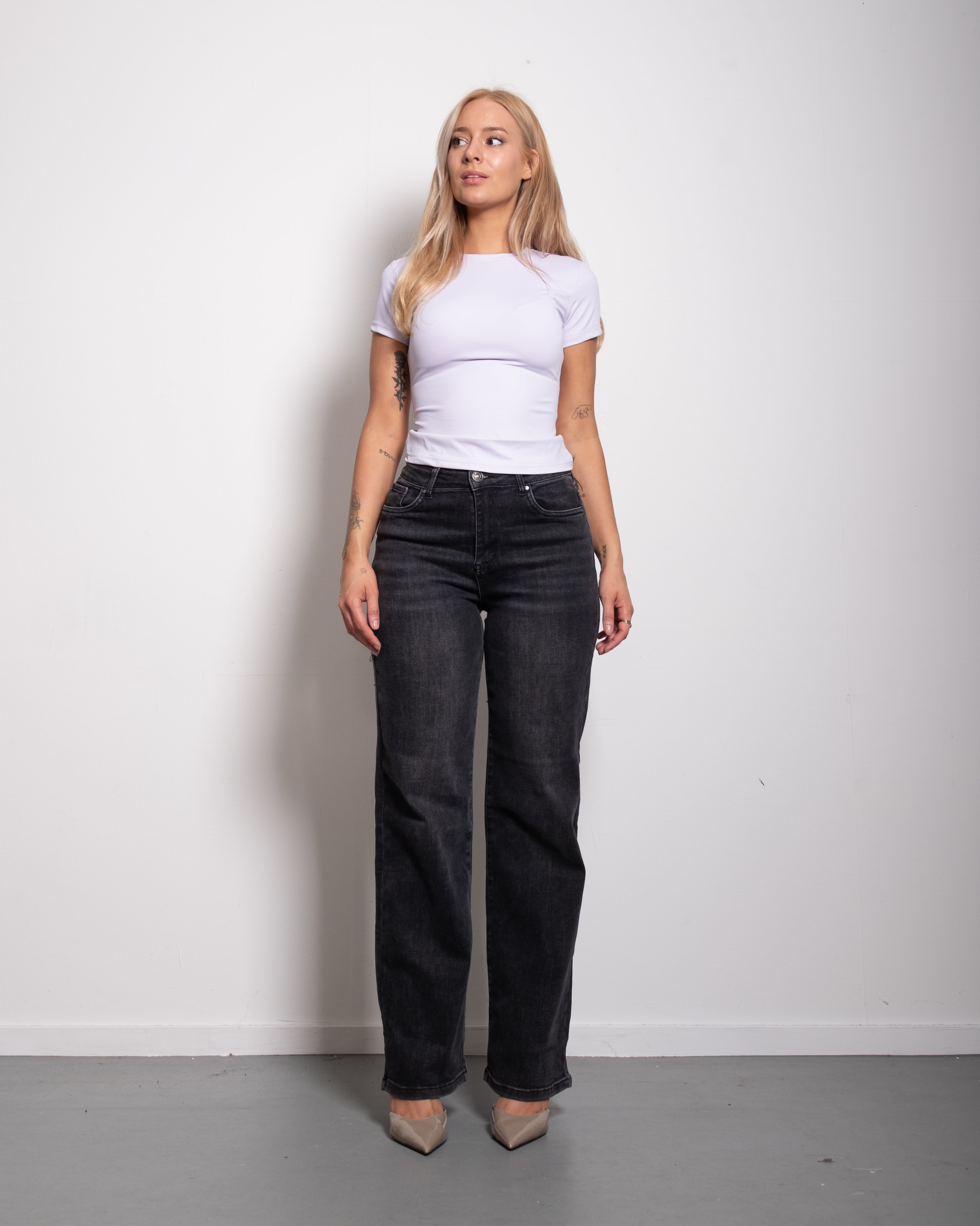 SEISHIKI STUDIO Super Stretchy Buttery Top Shortsleeve Lavender