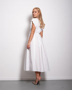 Shape enhancing pleated shortsleeve front tie dress white