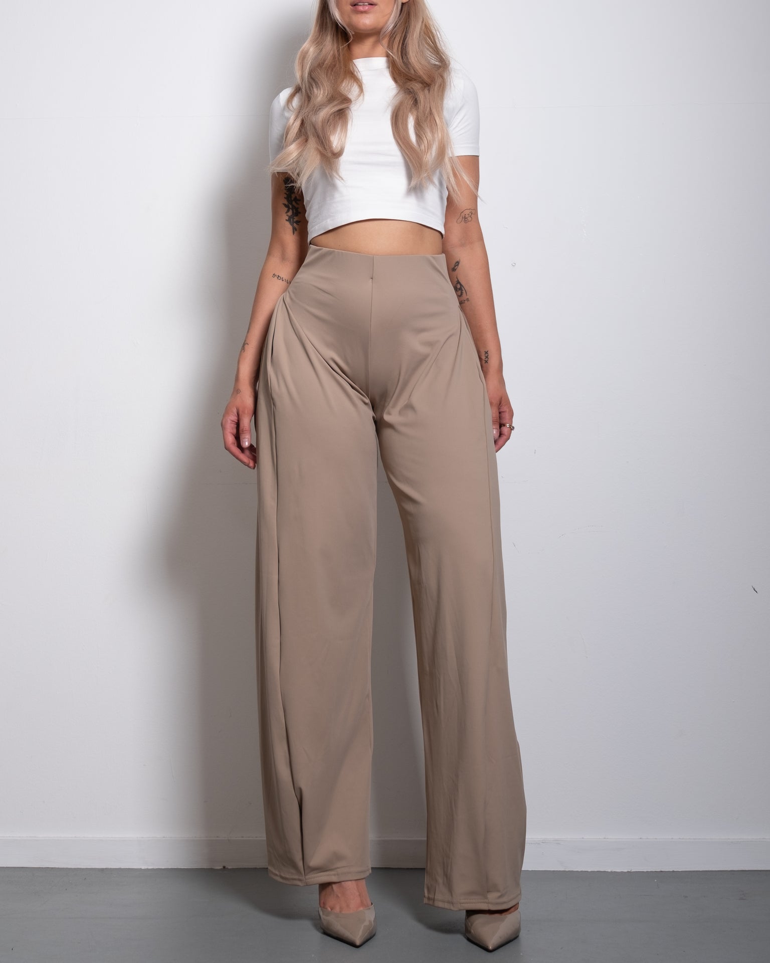 SEISHIKI STUDIO super stretchy side split pants taupe