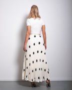 SEISHIKI STUDIO super stretchy flowy polakot skirt white