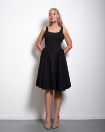 SEISHIKI STUDIO Open Back Bow Dress Black