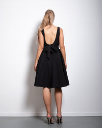 SEISHIKI STUDIO Open Back Bow Dress Black
