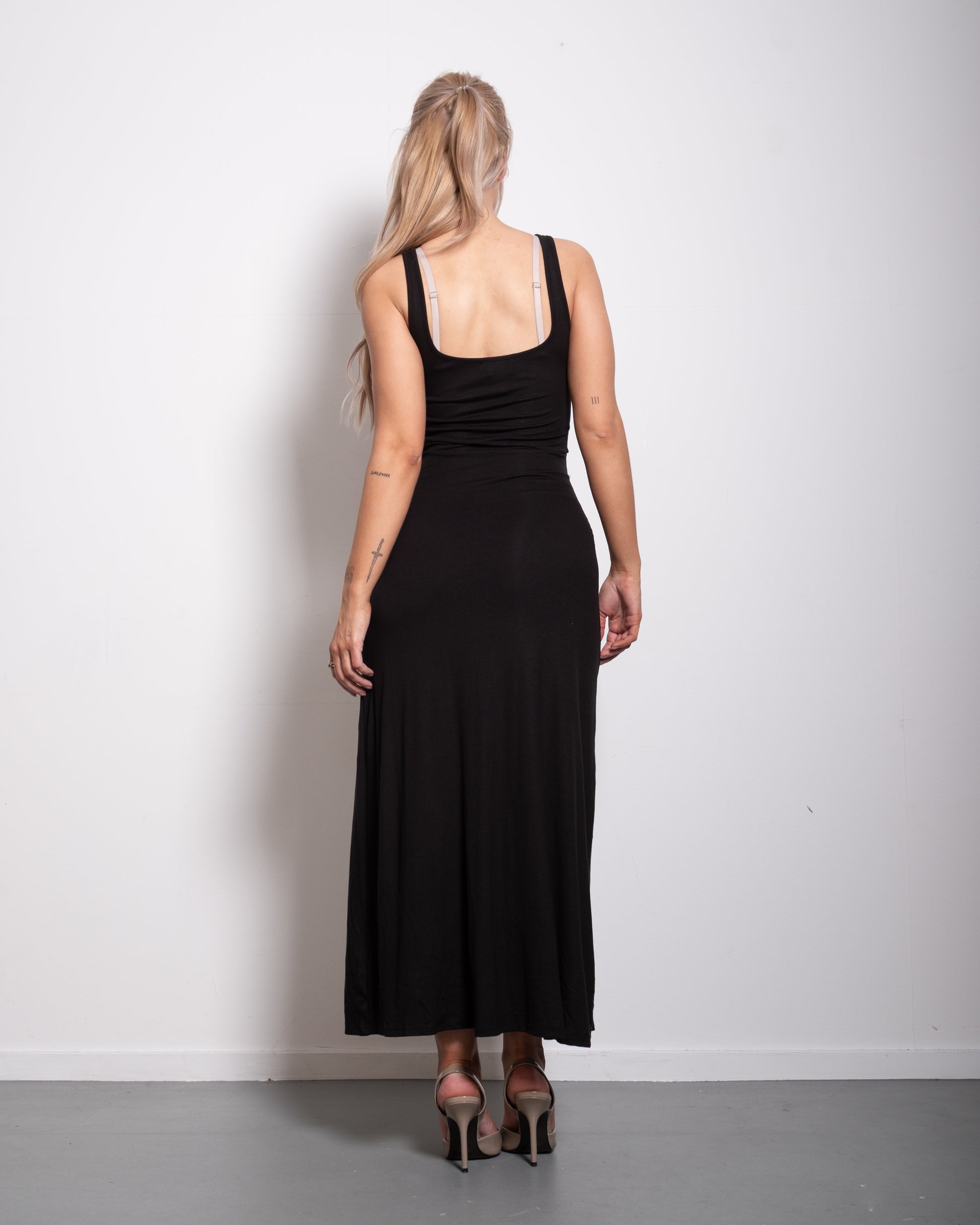 seishiki studio ultra stretchy soft tanktop top dress with button detail black