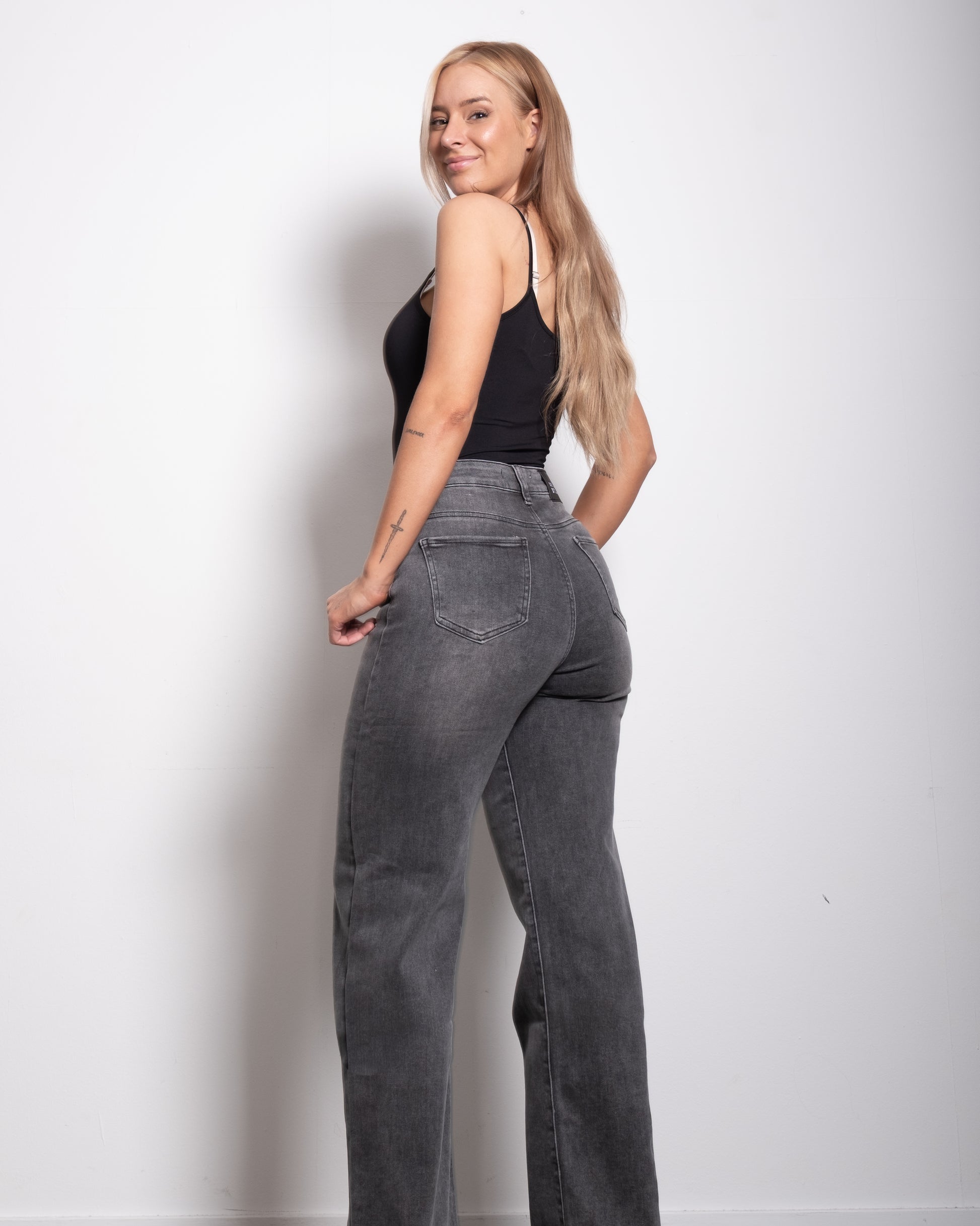 BUTTER FLEX - SUPER STRETCH High Waist Dark Grey Wide Leg Jeans - INSEAM 78CM | SEISHIKI STUDIO