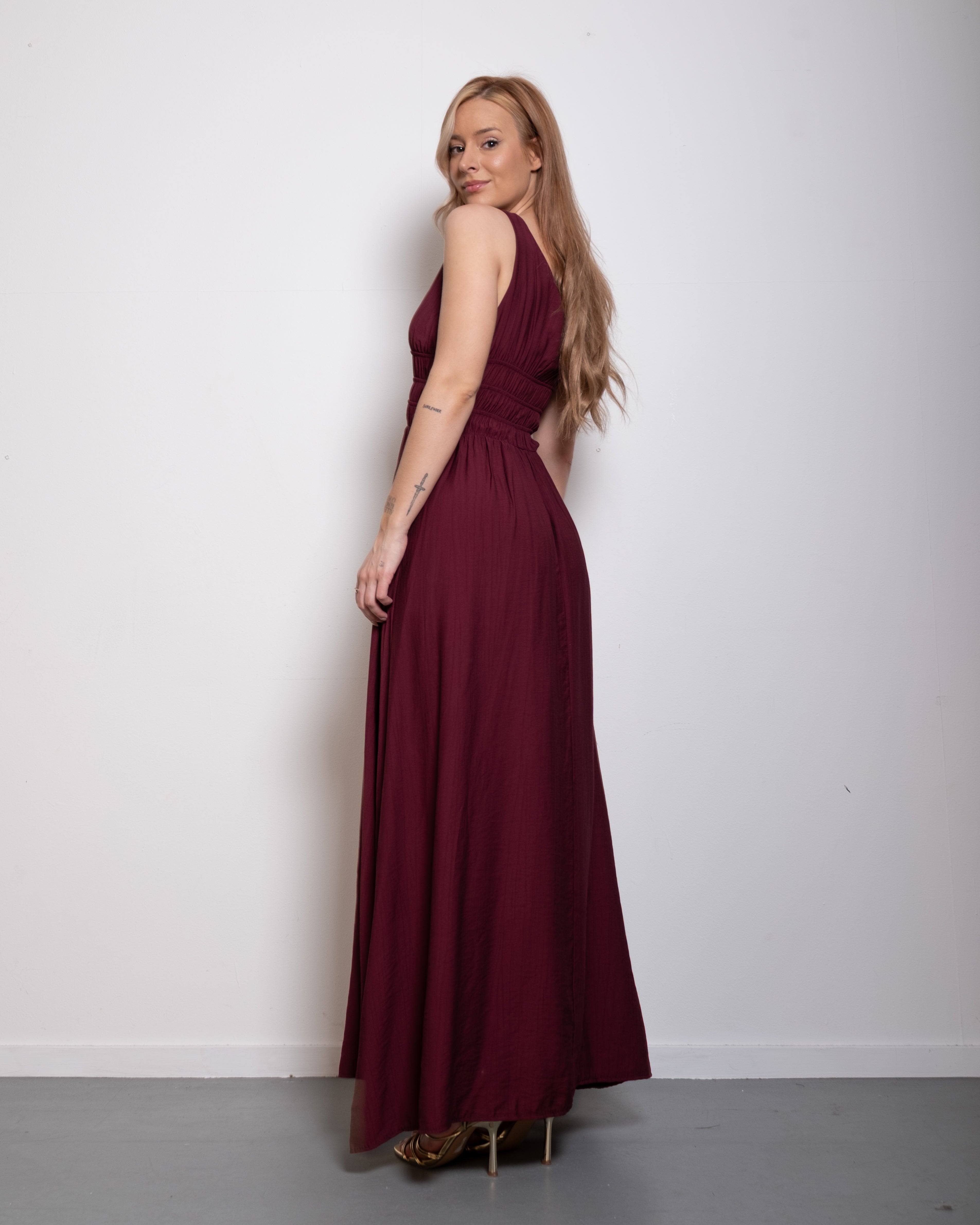 Smocked Waist Maxi Dress BURGUNDY | SEISHIKI STUDIO