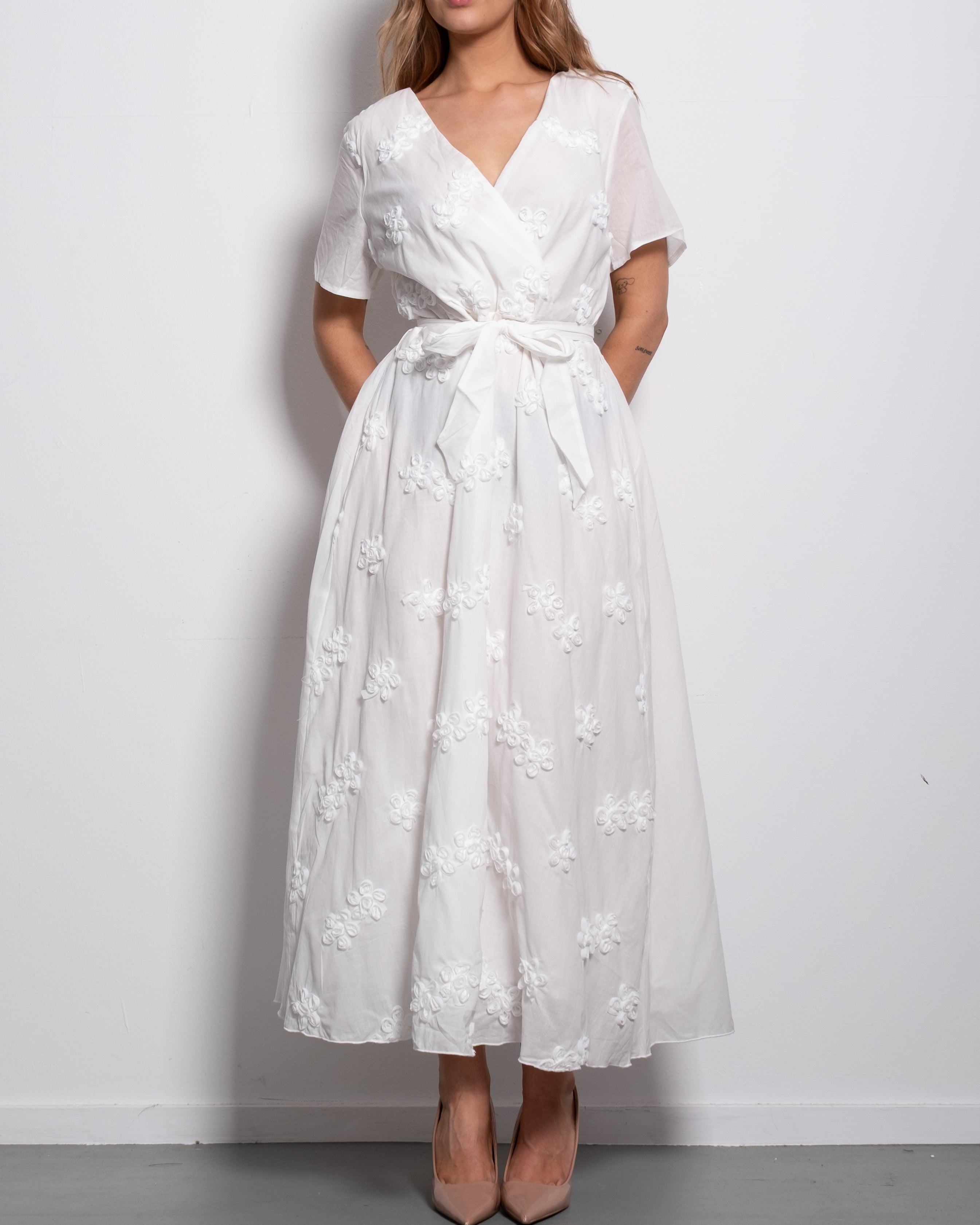 Plus Size White Floral Textured Wrap Maxi Dress | SEISHIKI STUDIO