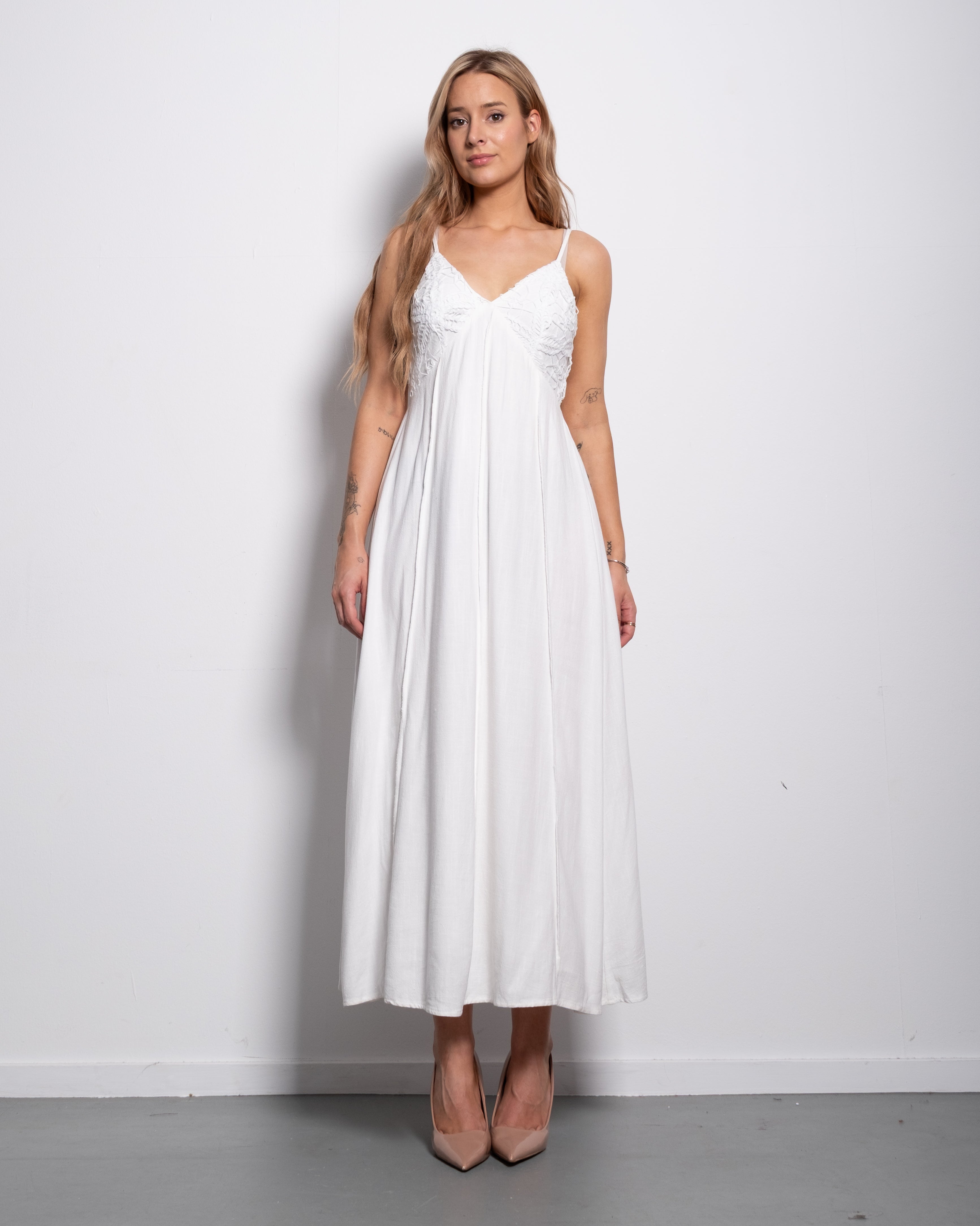 White Flowy Lace Cami Maxi Dress | SEISHIKI STUDIO
