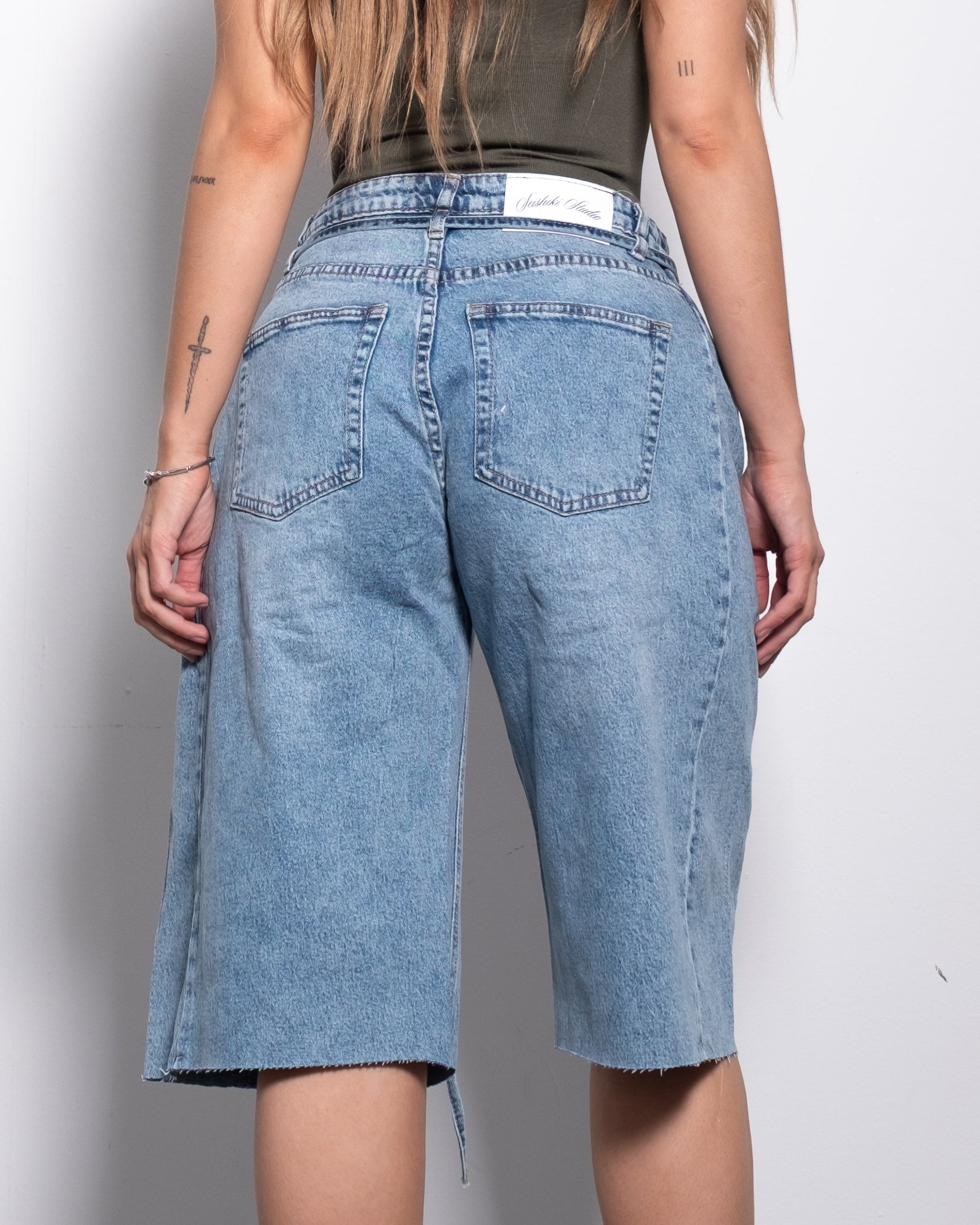 Vintage Wash Belted Front Seam Wide-Leg Denim Jorts | SEISHIKI STUDIO
